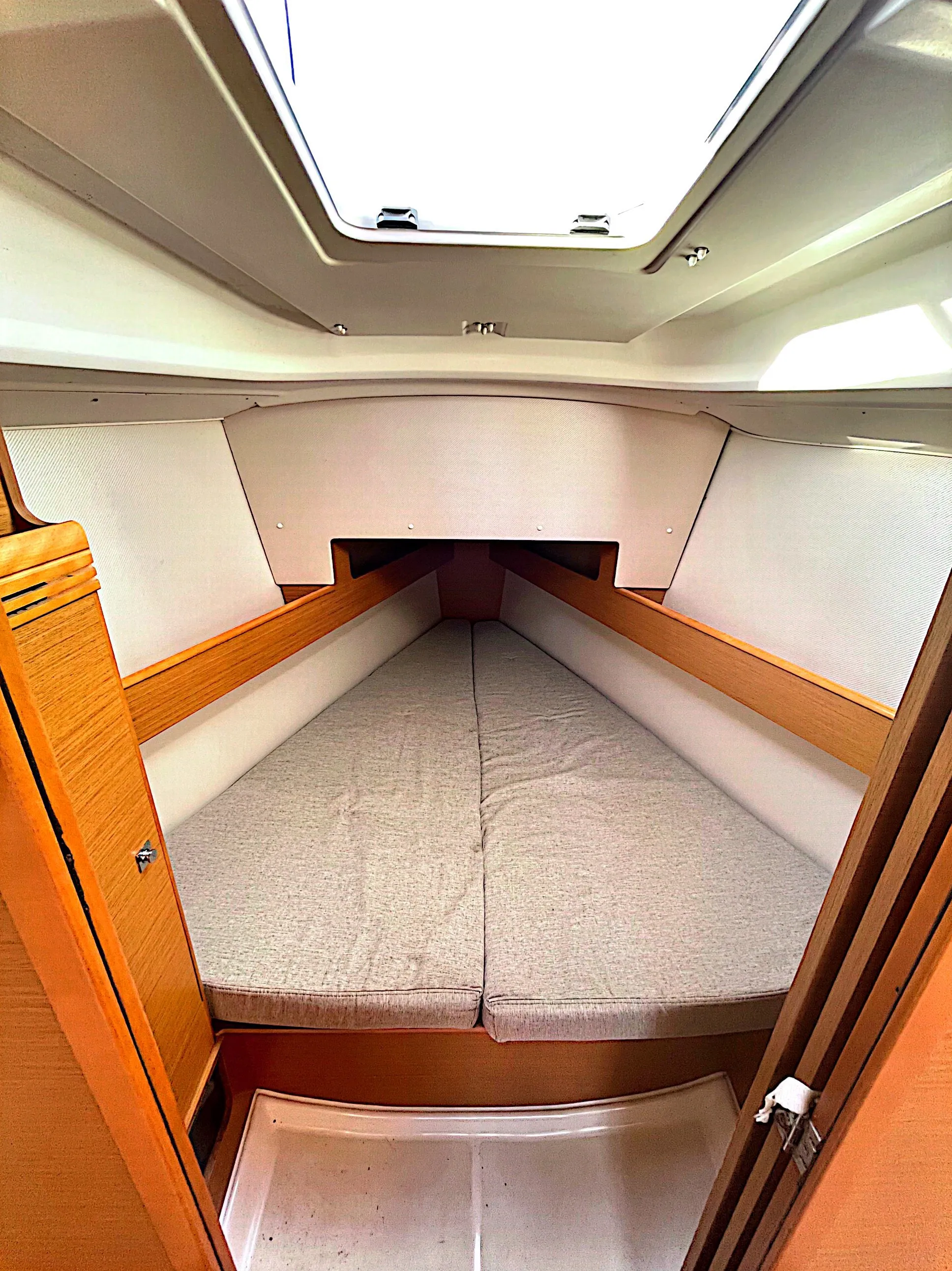 Sun Odyssey 33i NENA — фотография яхты 3