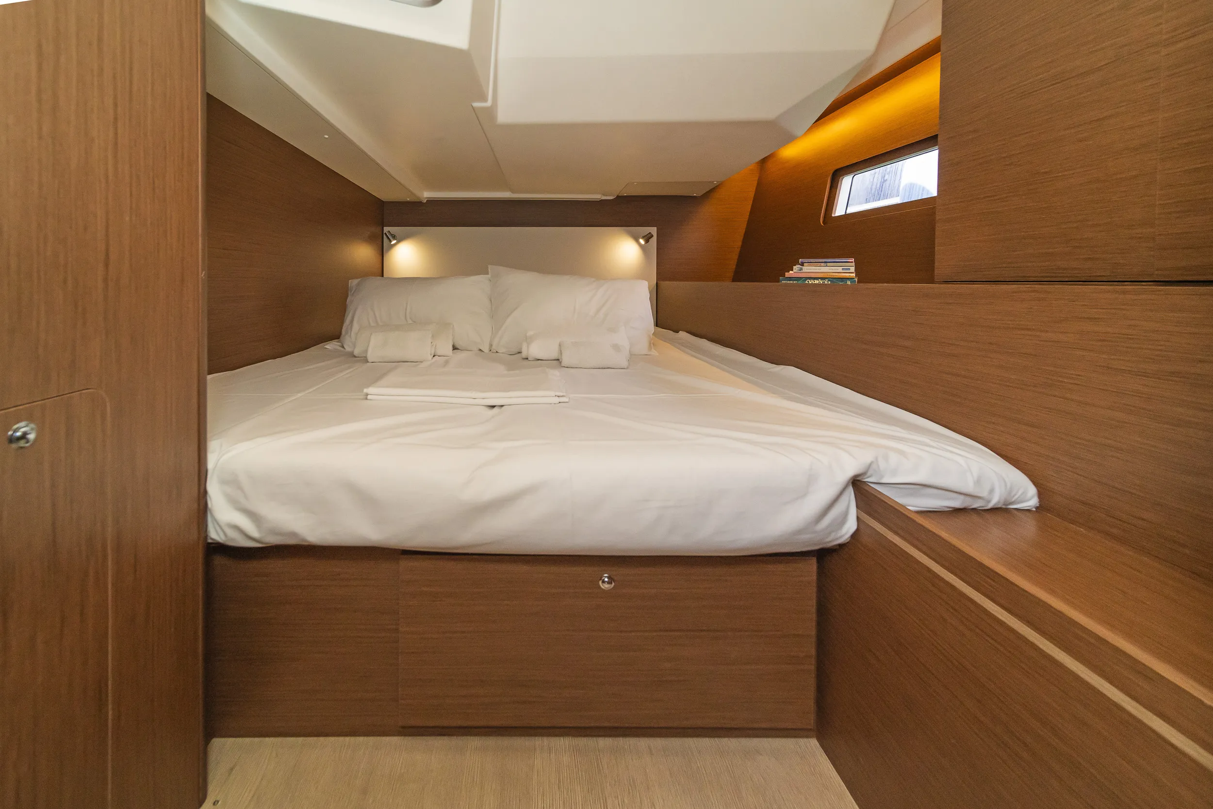 Oceanis 51.1 First Friendship — yacht photo 6