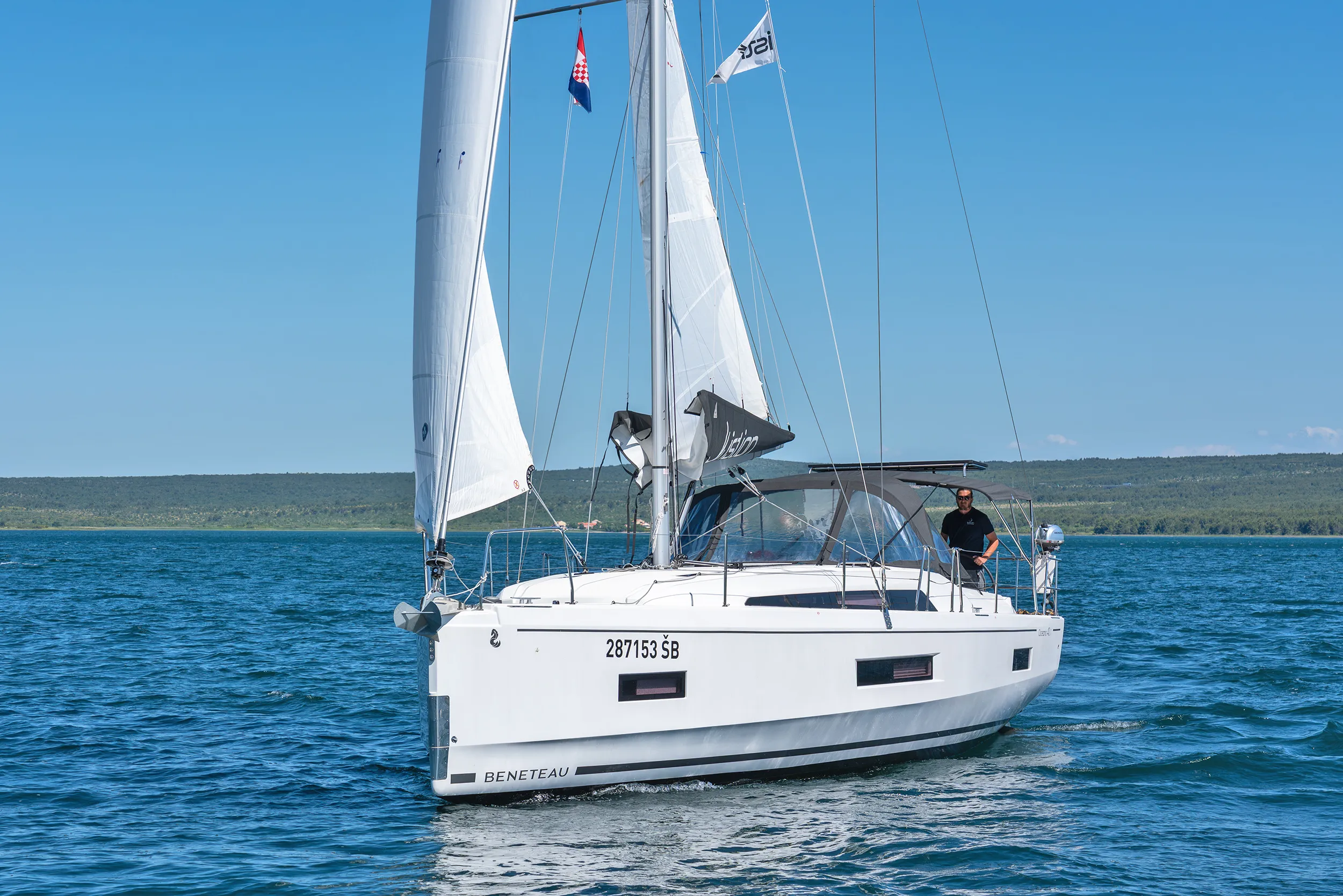 Oceanis 40.1 First Passion — yacht photo 5