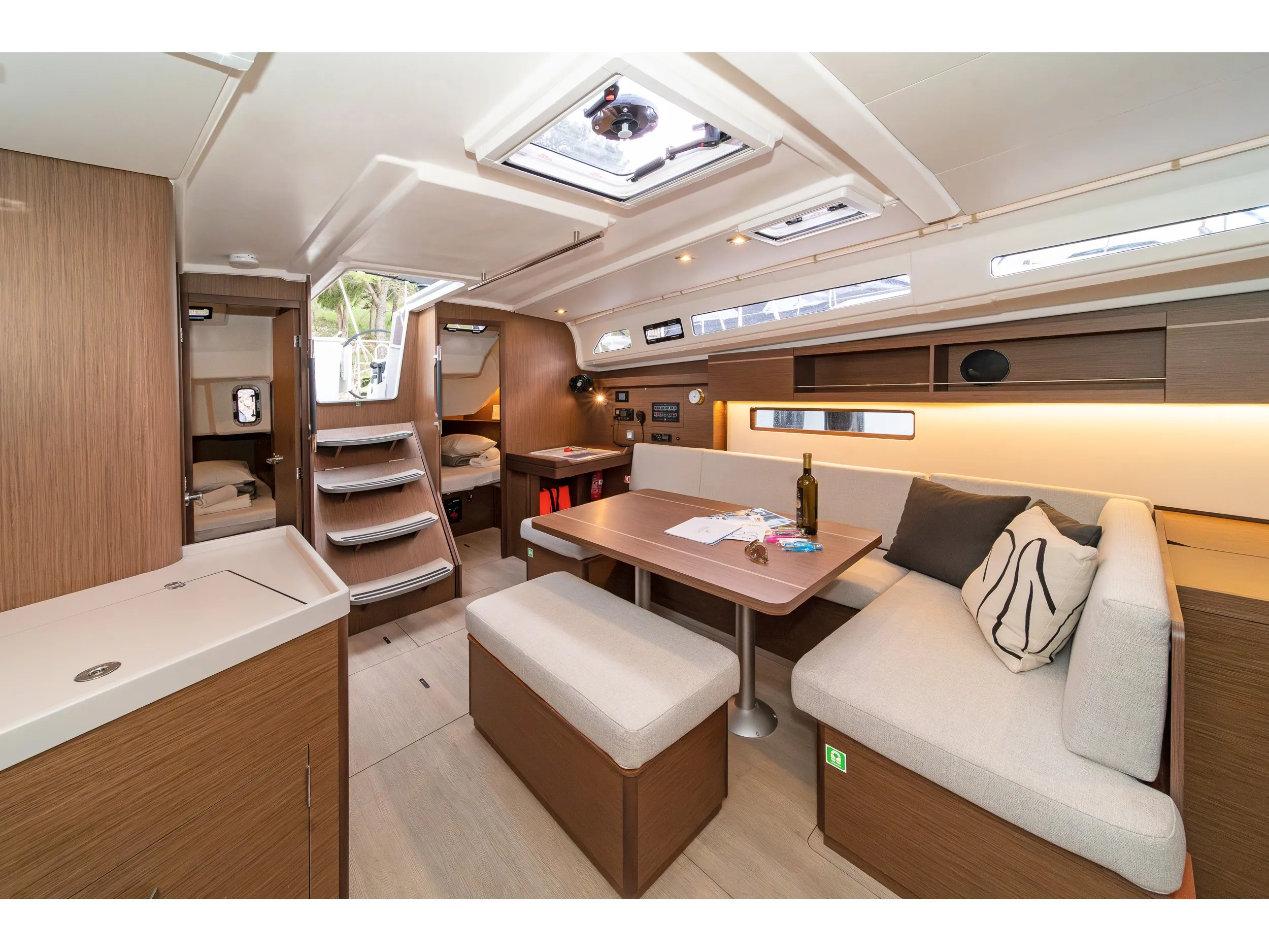 Oceanis 40.1 First Passion — yacht photo 6