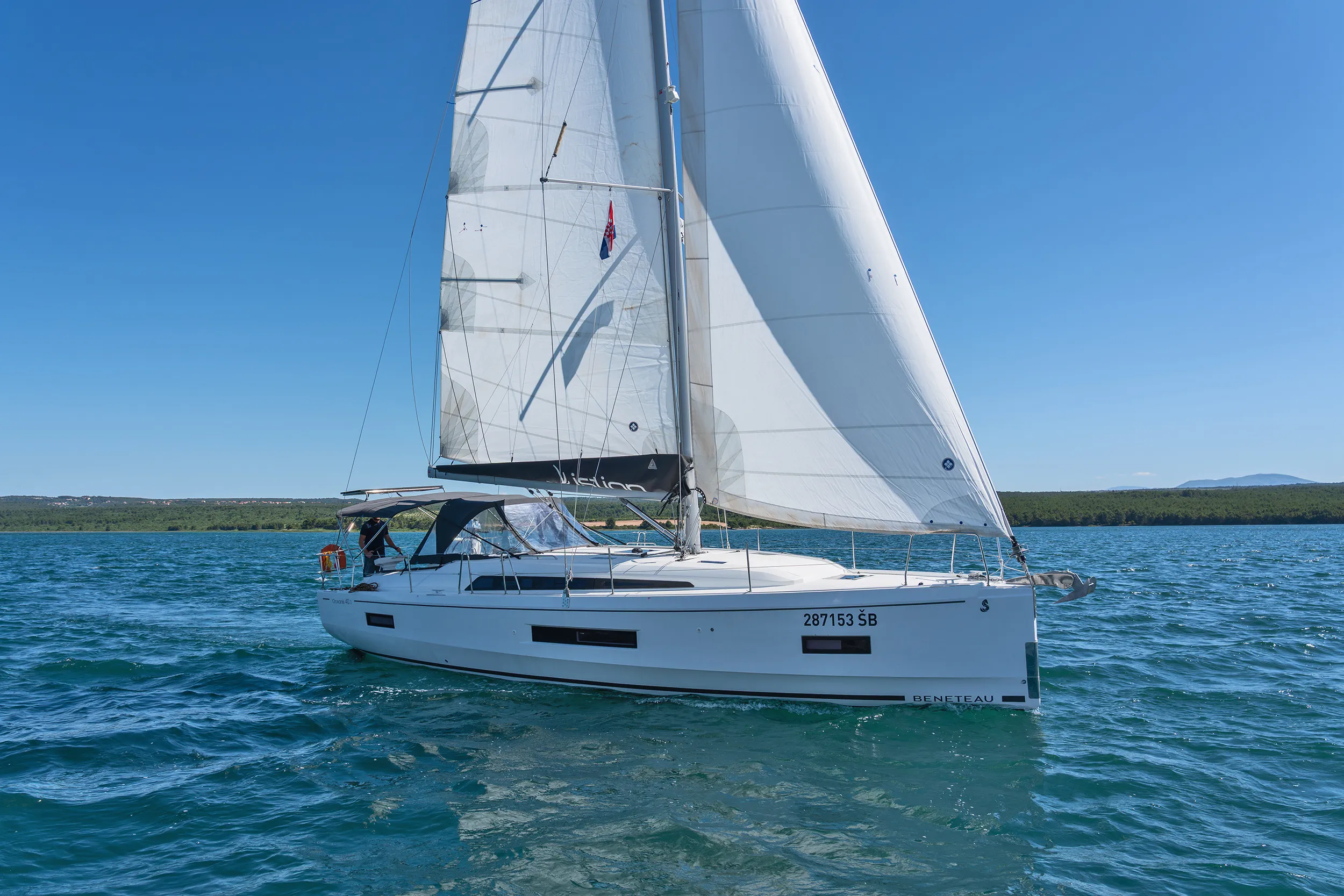 Oceanis 40.1 First Passion — yacht photo 9