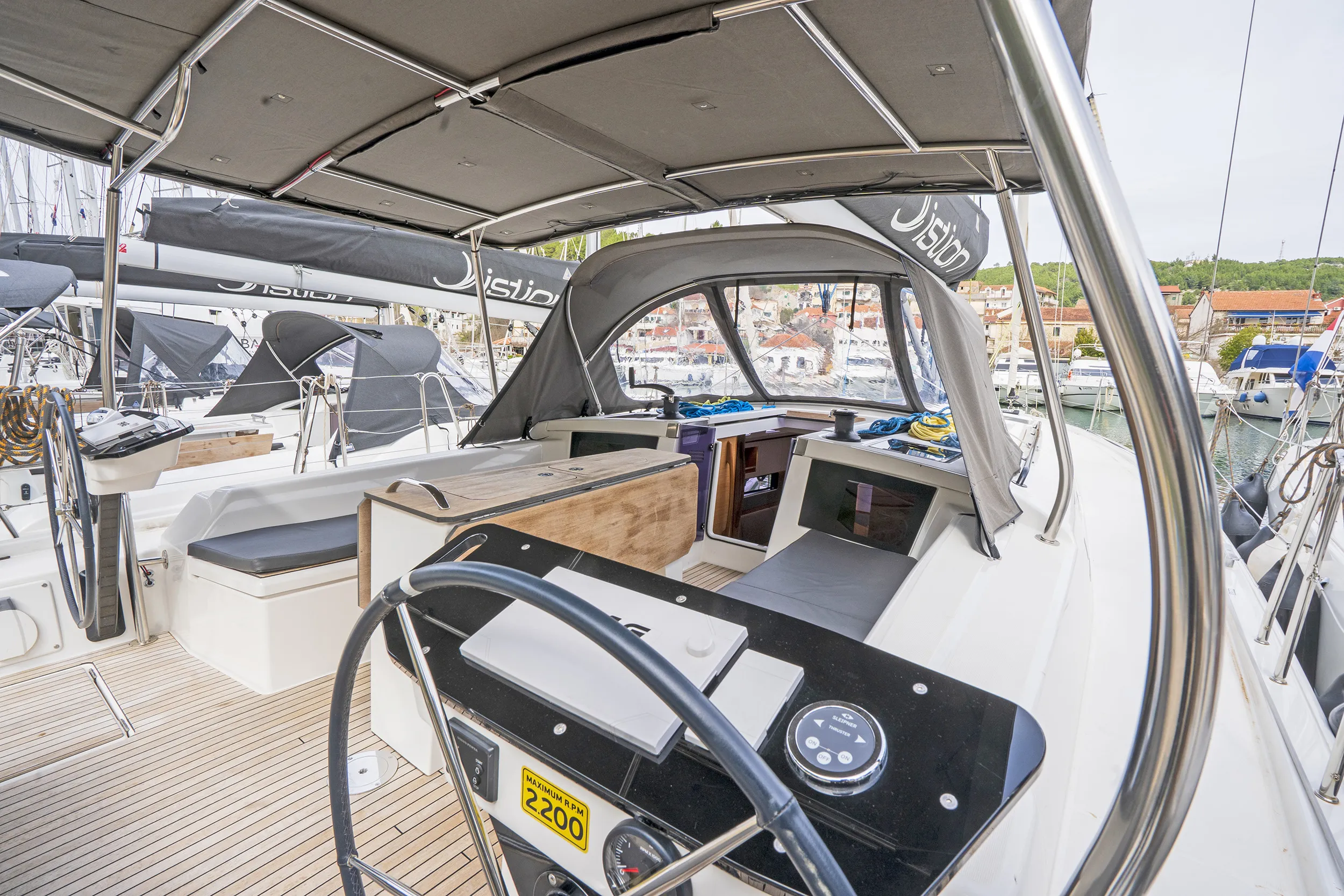 Dufour 41 First Song — yacht photo 12