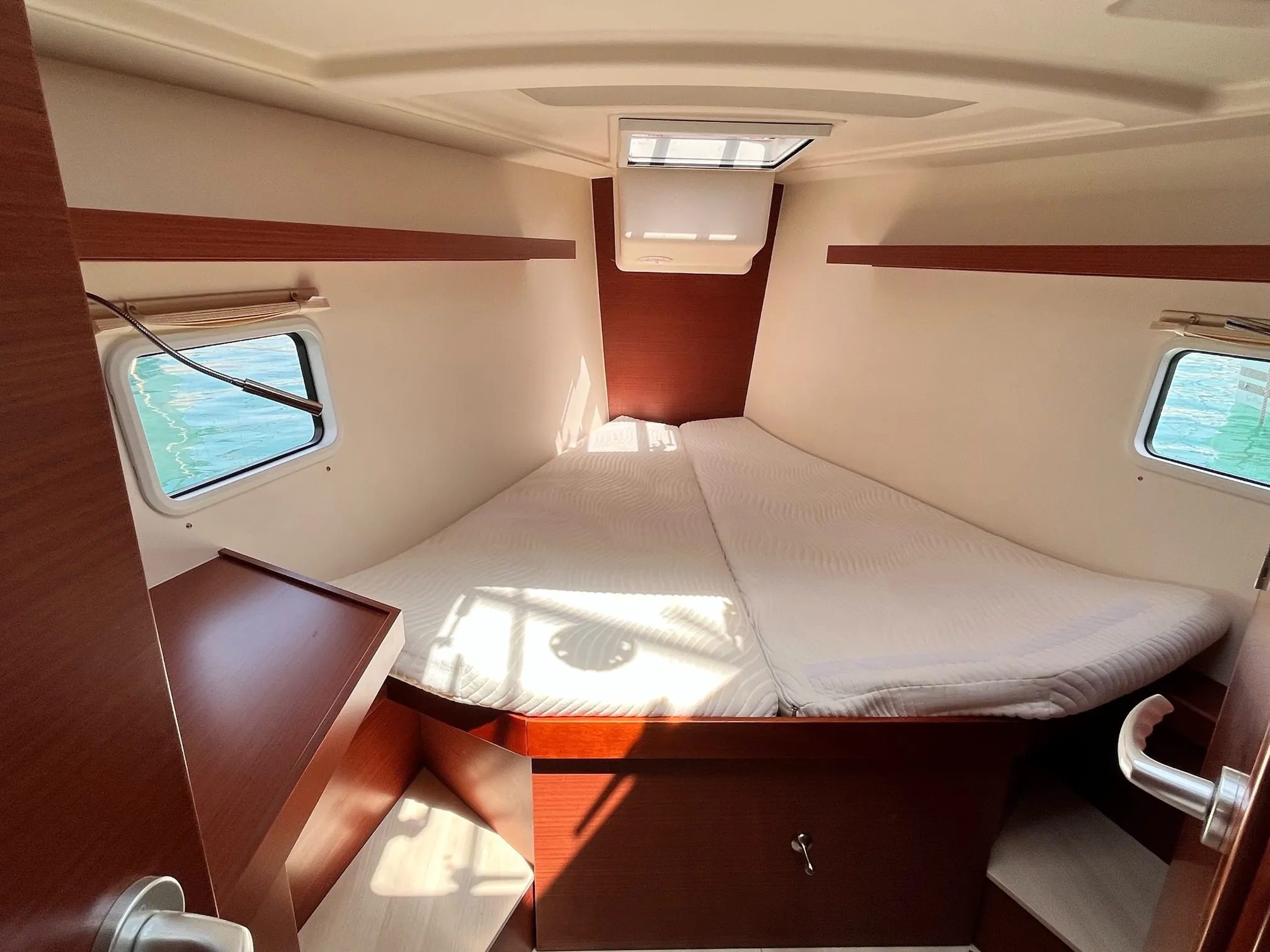 Hanse 418 Anyma — фотография яхты 4
