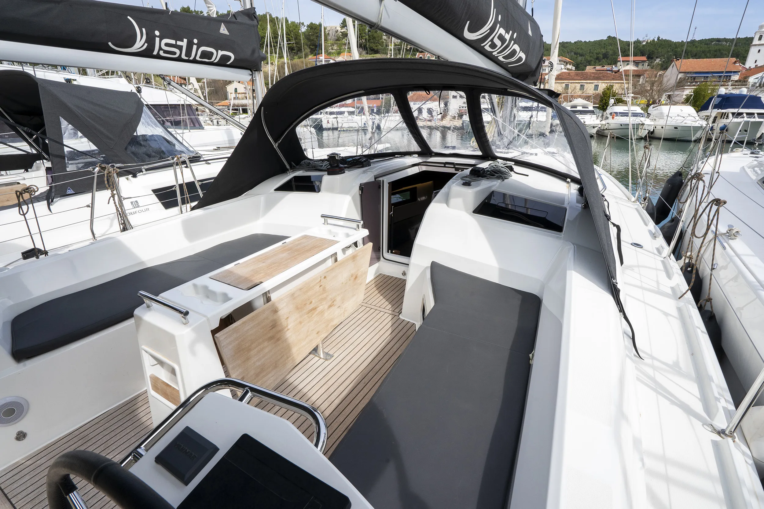 Oceanis 37.1 First Dream — yacht photo 8