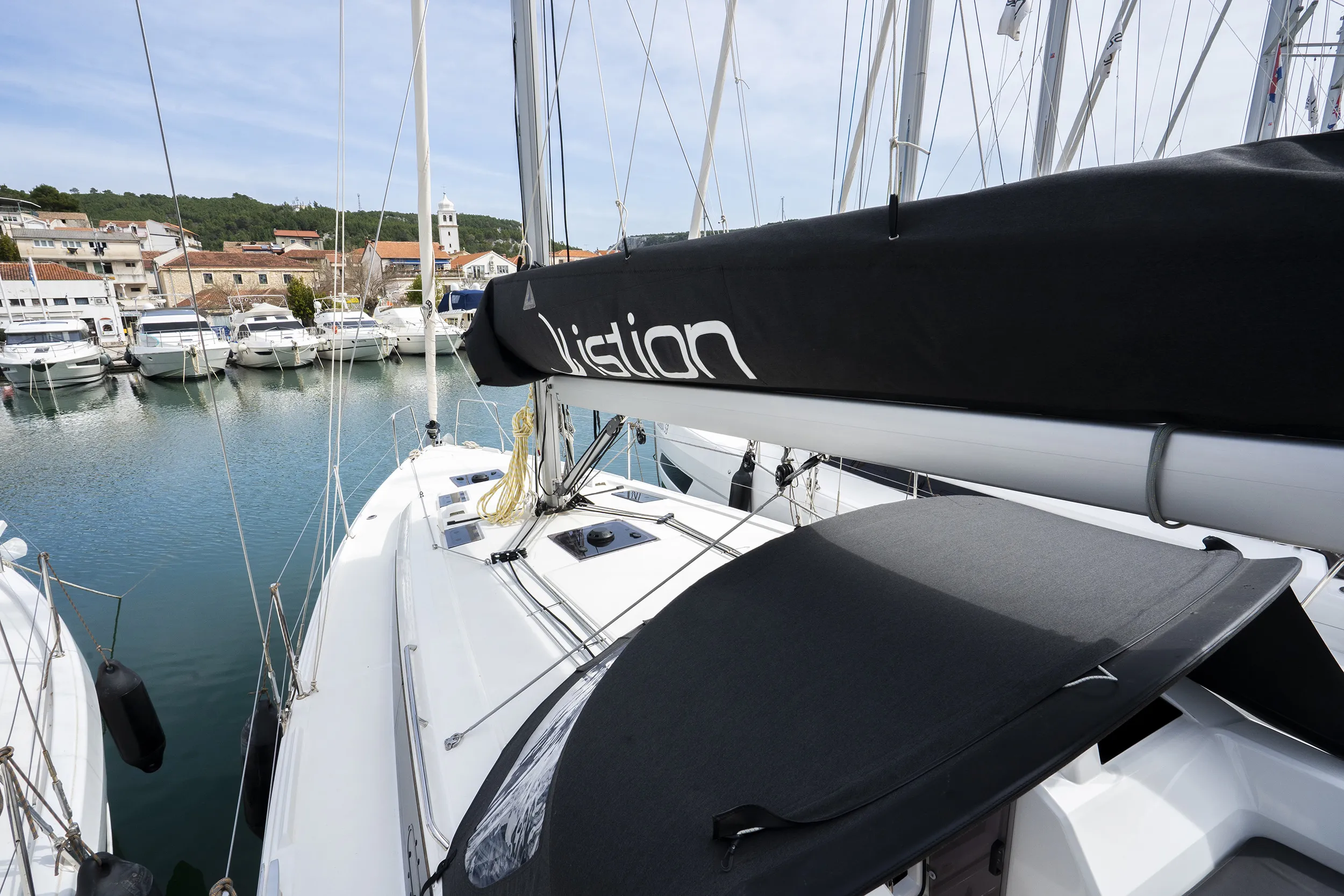 Oceanis 37.1 First Dream — yacht photo 14
