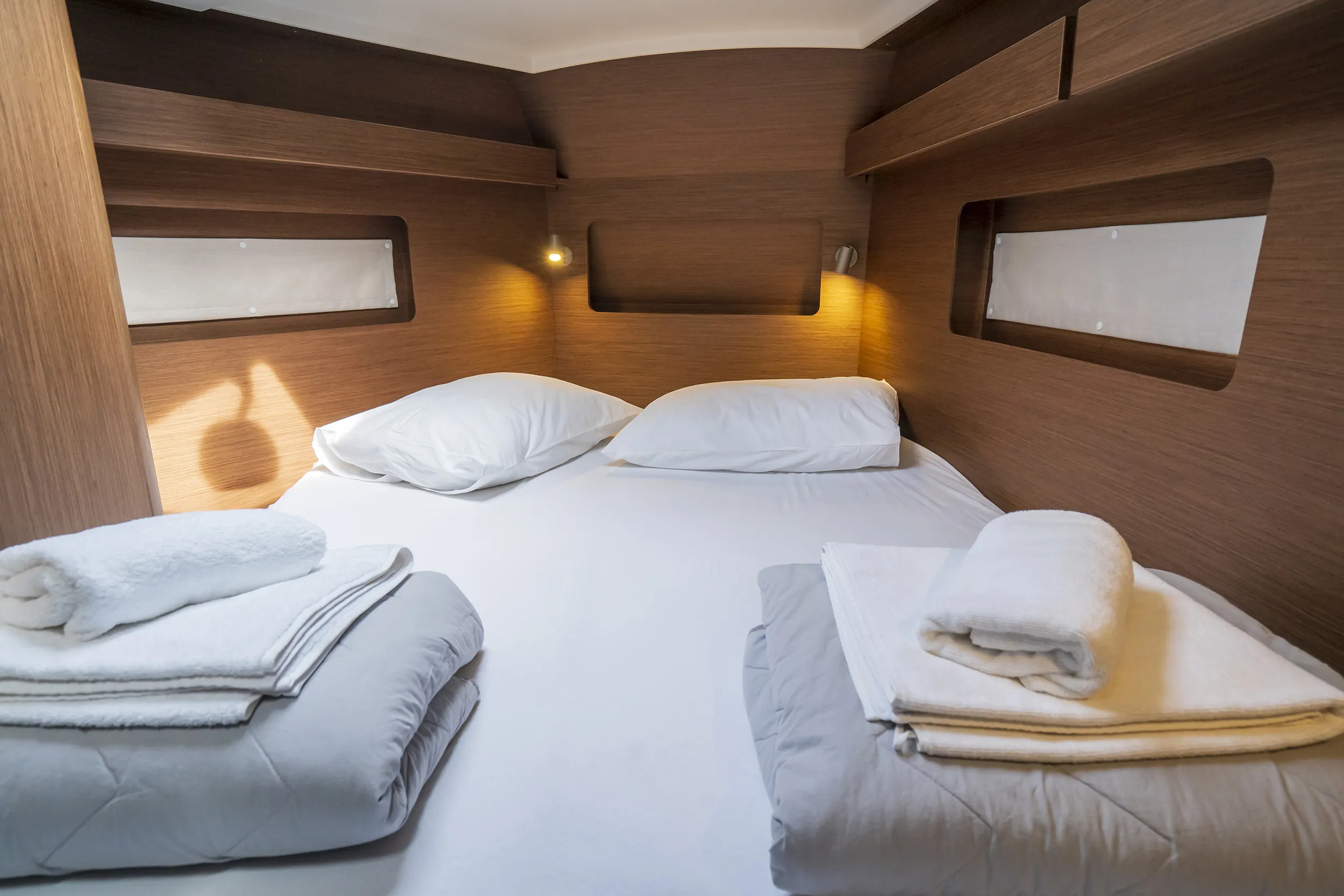 Oceanis 37.1 First Dream — yacht photo 4