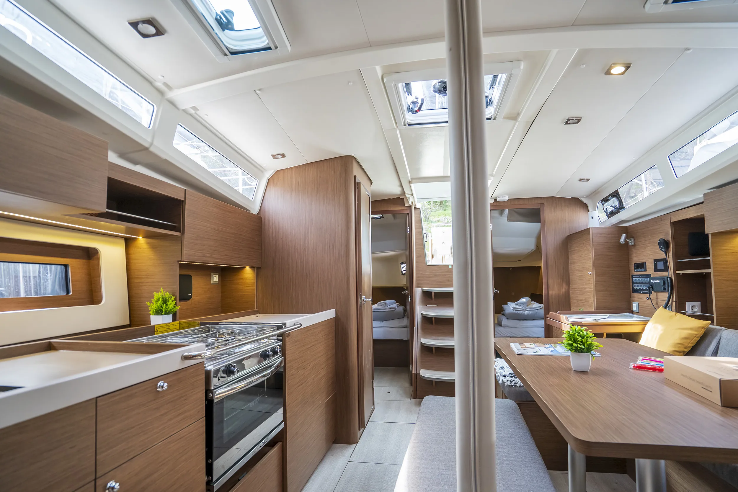 Oceanis 37.1 First Dream — yacht photo 3