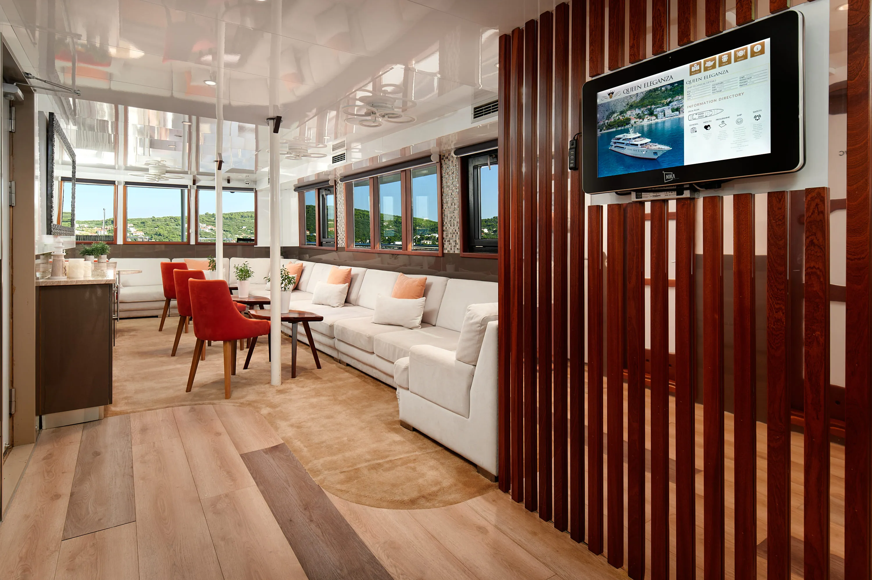 Motoryacht Queen Eleganza — yacht photo 29
