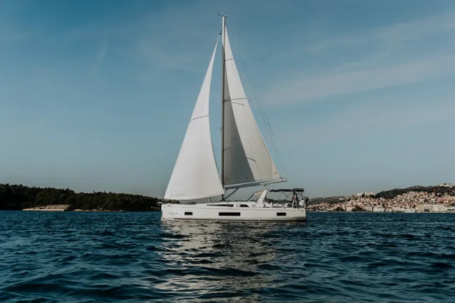 Oceanis 46.1 HERA — yacht photo 10