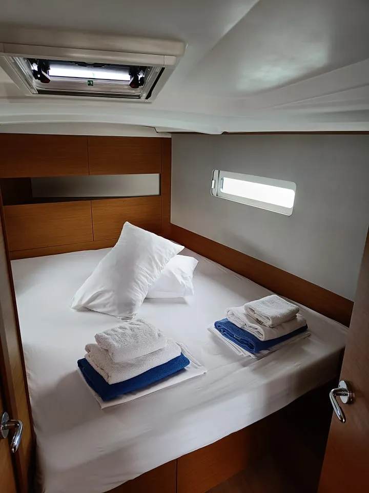 Sun Odyssey 410 Nerea — yacht photo 2