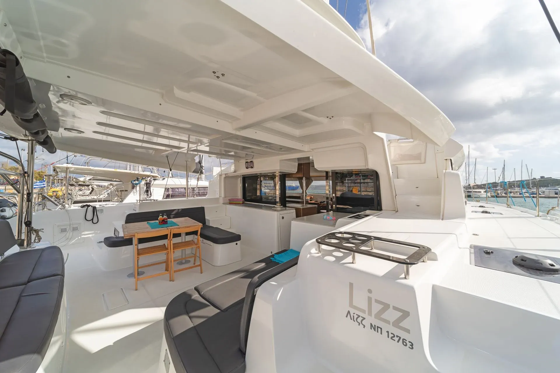 Lagoon 46 Lizz — fotografia jachty 10