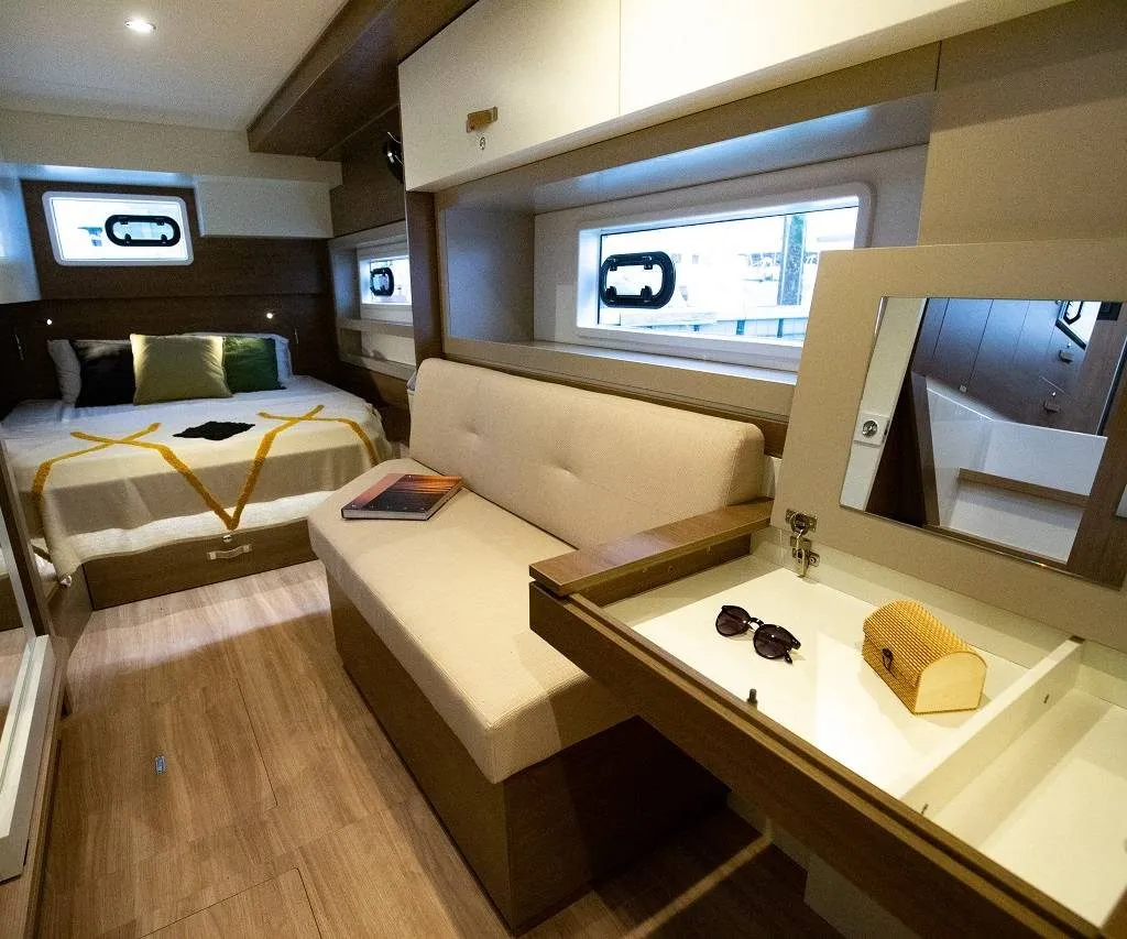 Bali 4.4 BLISS LUXURY CATAMARAN — yacht photo 2
