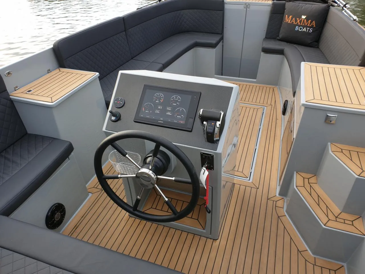 Maxima 840 VIS — jachtos nuotrauka 2