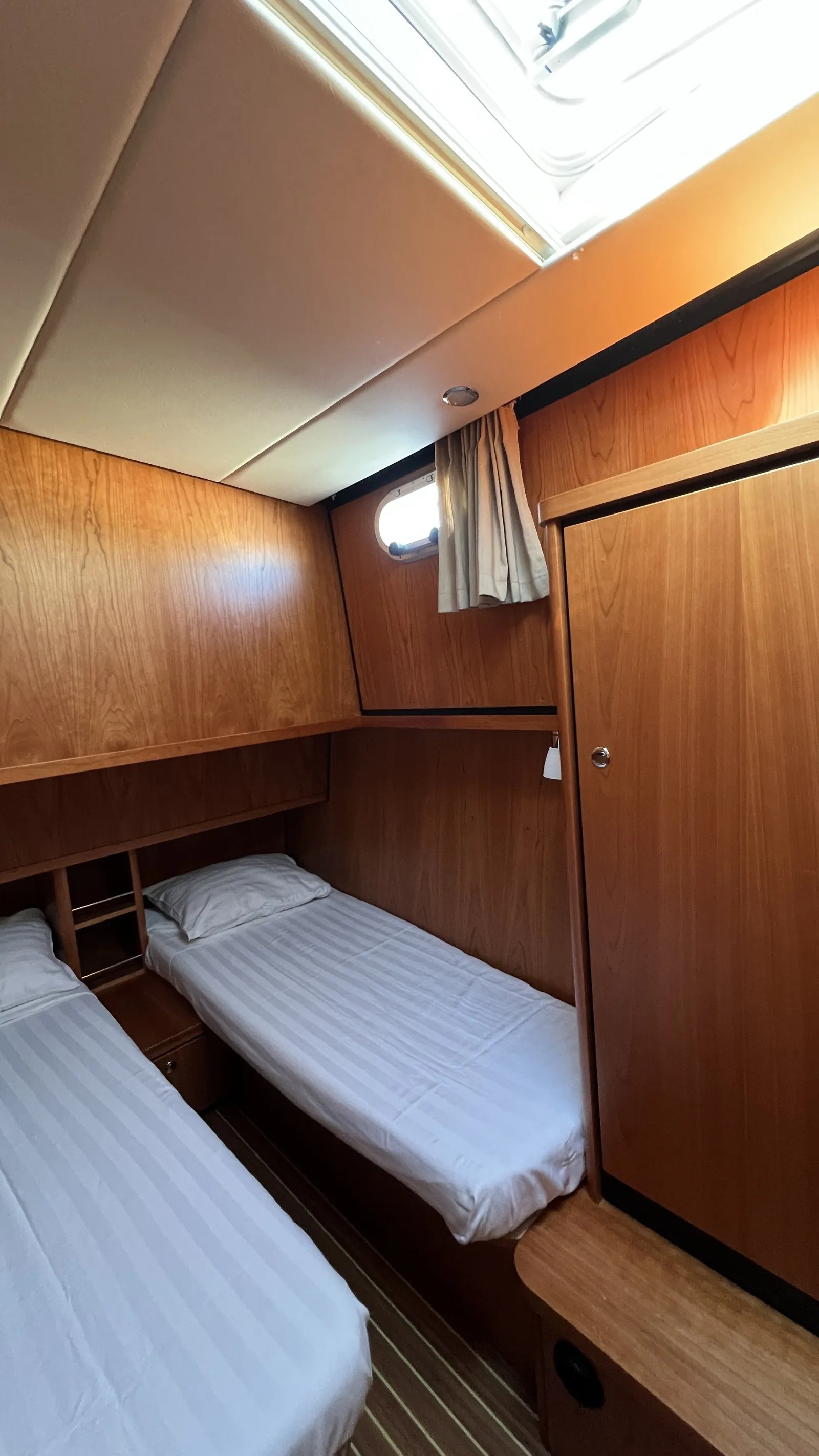 Linssen Grand Sturdy 40.0 Sedan Liberty — jahtikuva 3