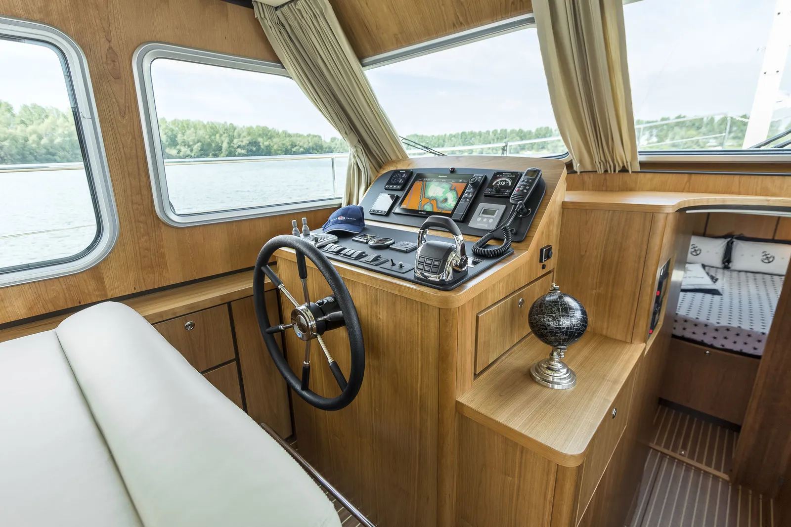 Linssen Grand Sturdy 40.0 Sedan Liberty — jahtikuva 22