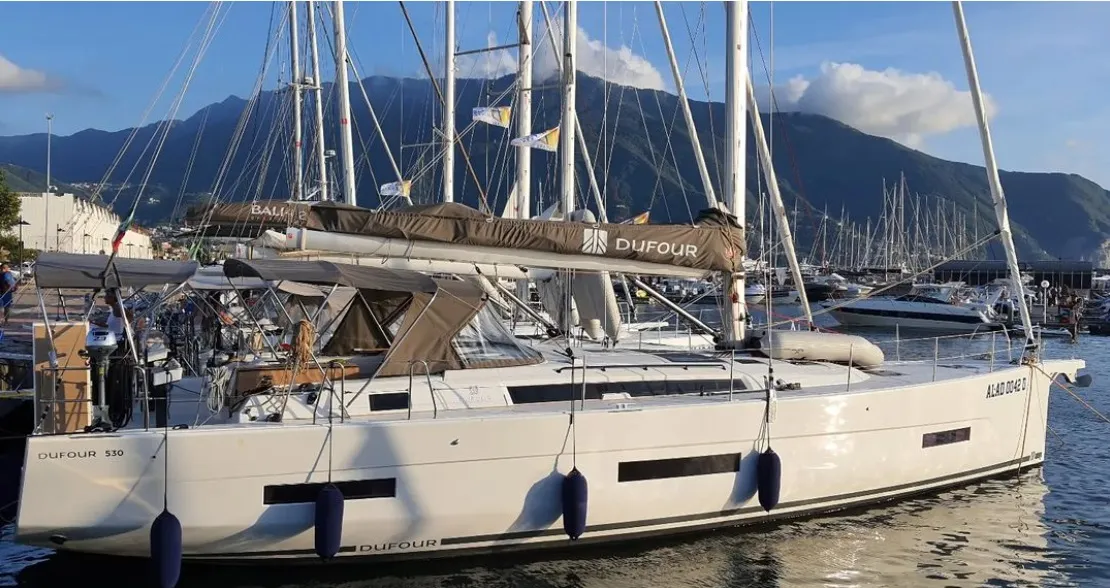 Dufour 530 Cassiopea - A/C, Generator, Water maker, Solar Panel — jahtikuva 2