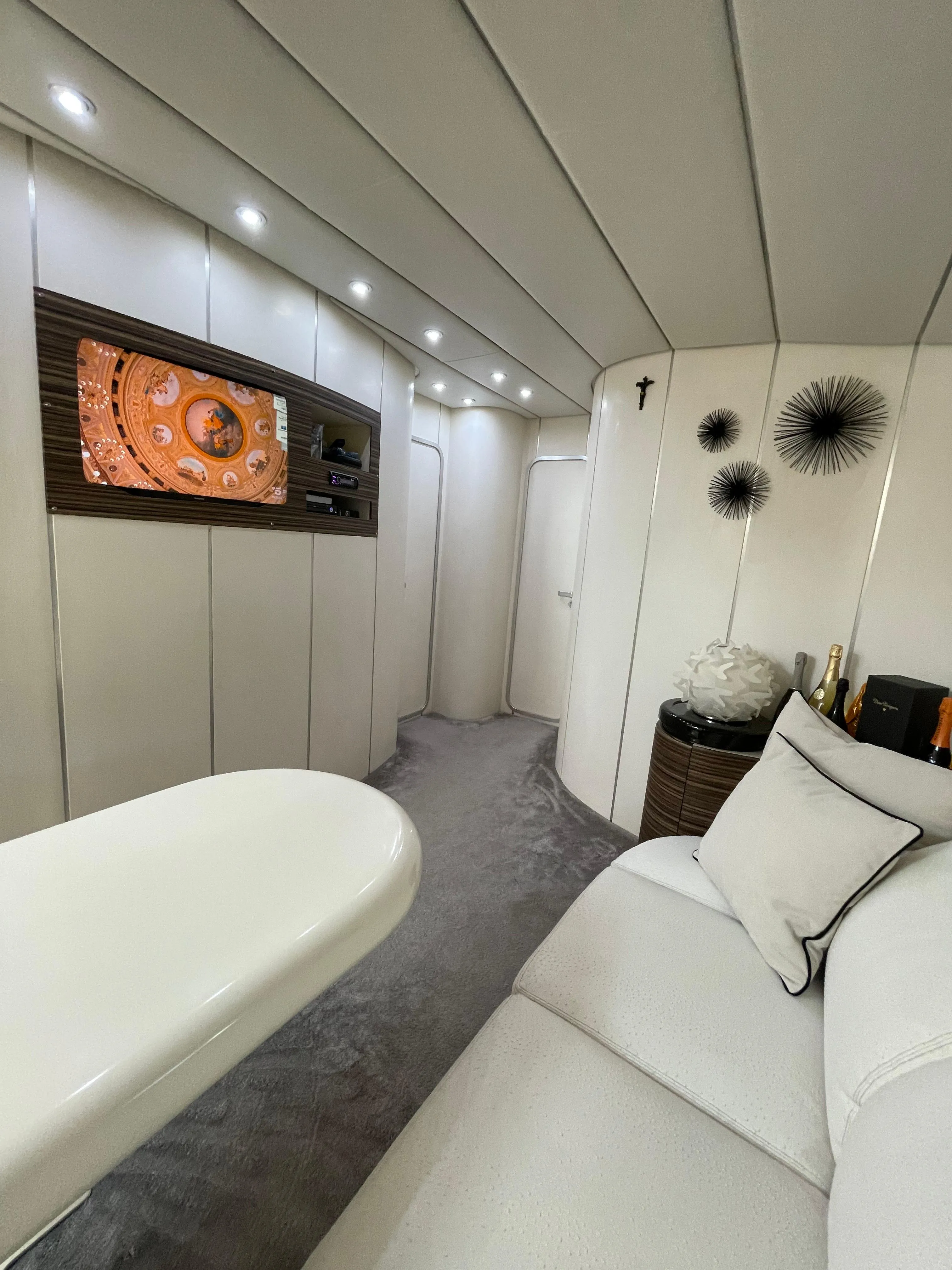 Mangusta 65 Premium — yacht photo 11