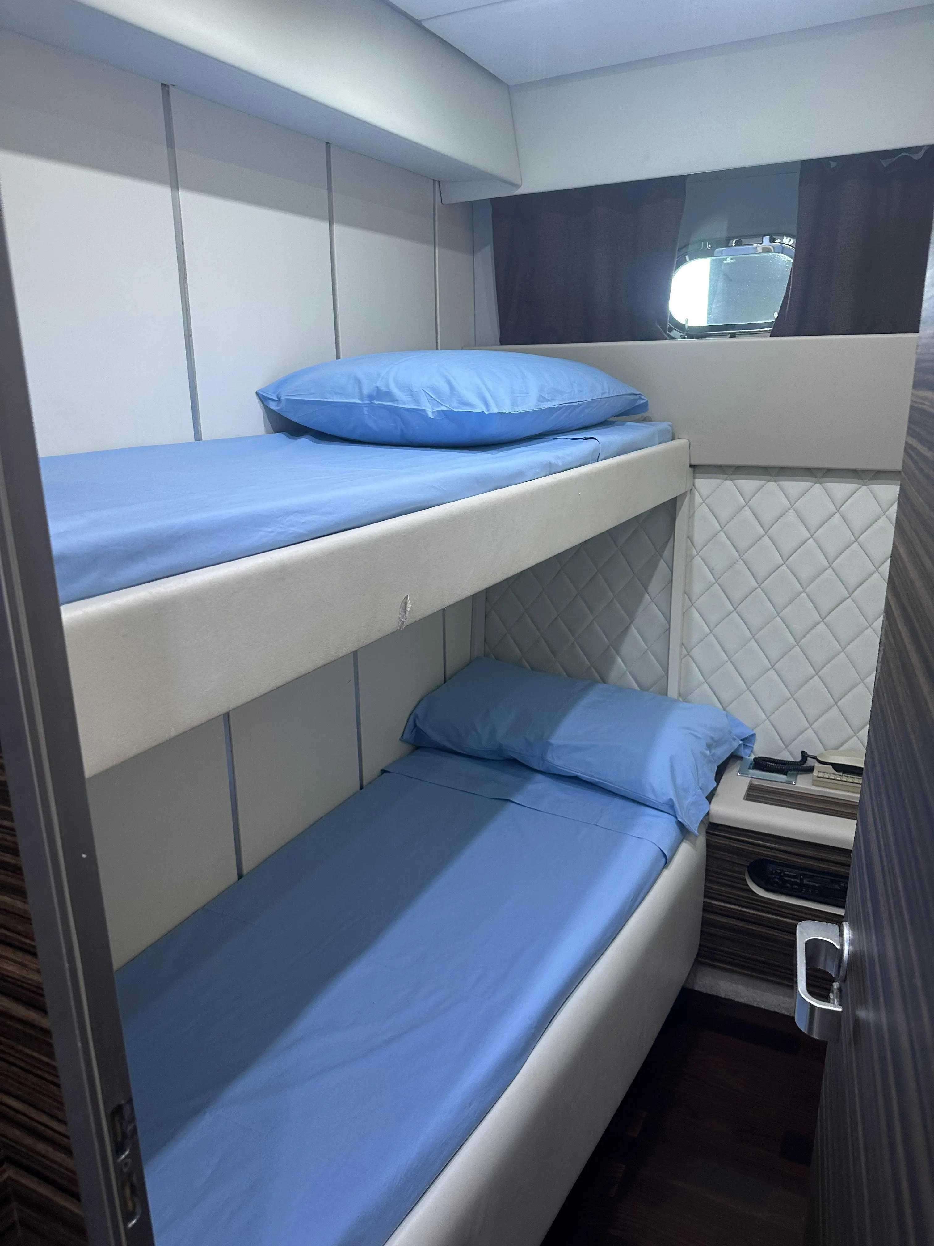 Mangusta 65 Premium — yacht photo 16