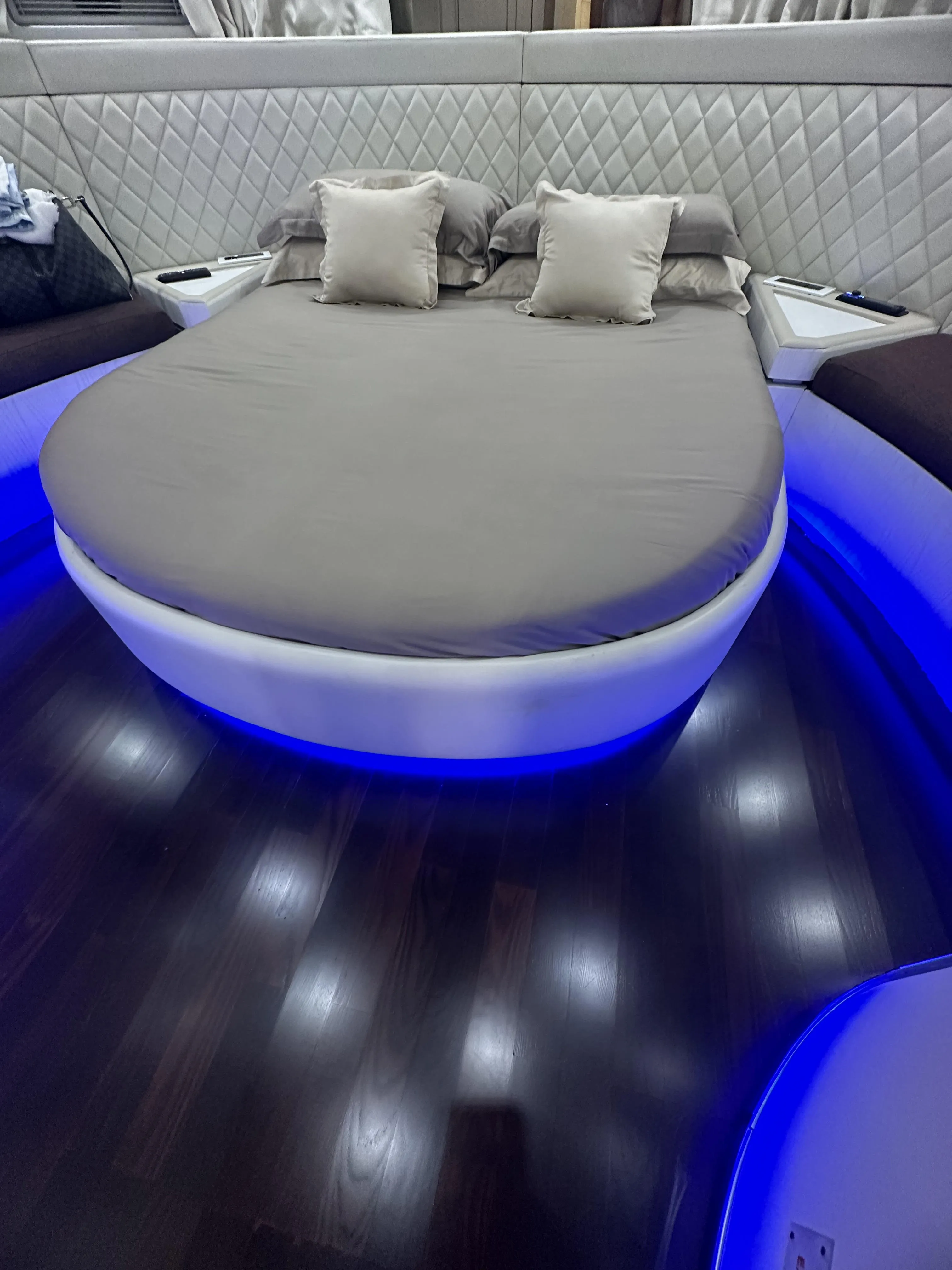 Mangusta 65 Premium — yacht photo 12
