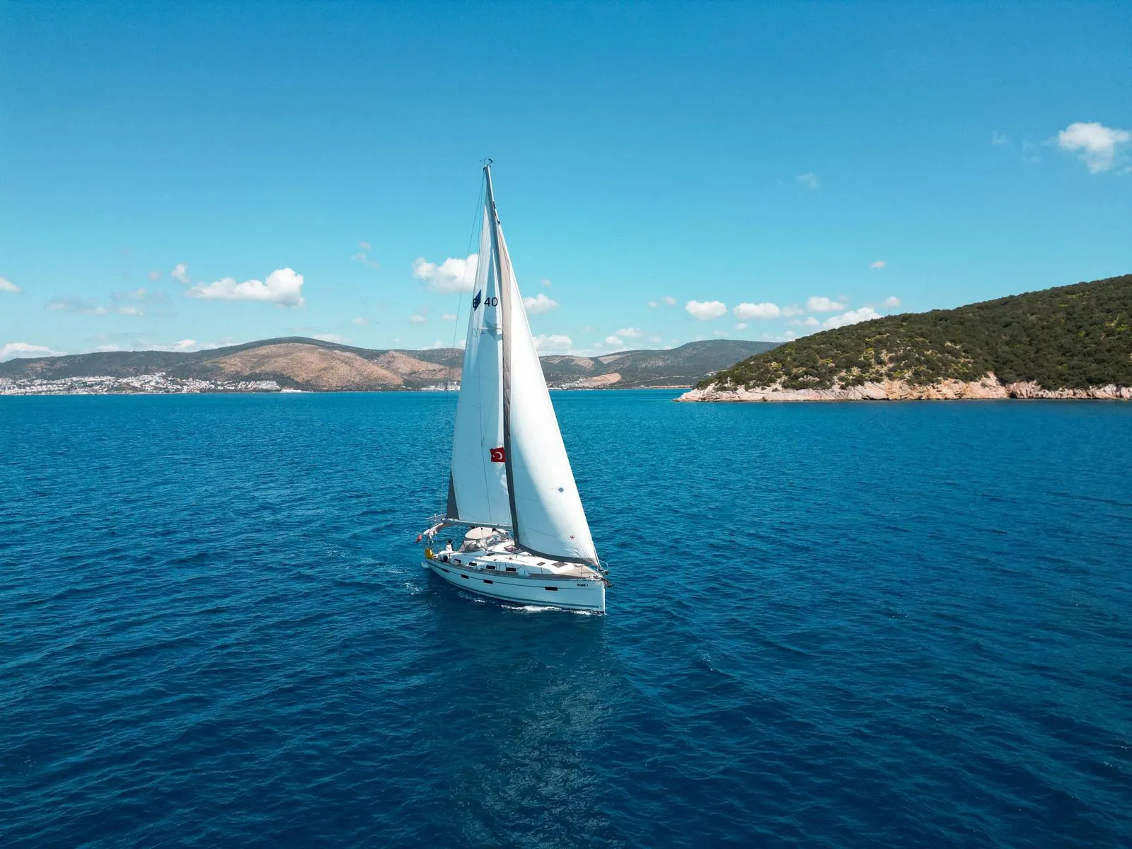 Bavaria Cruiser 40 Spark 1 — foto dello yacht n. 3