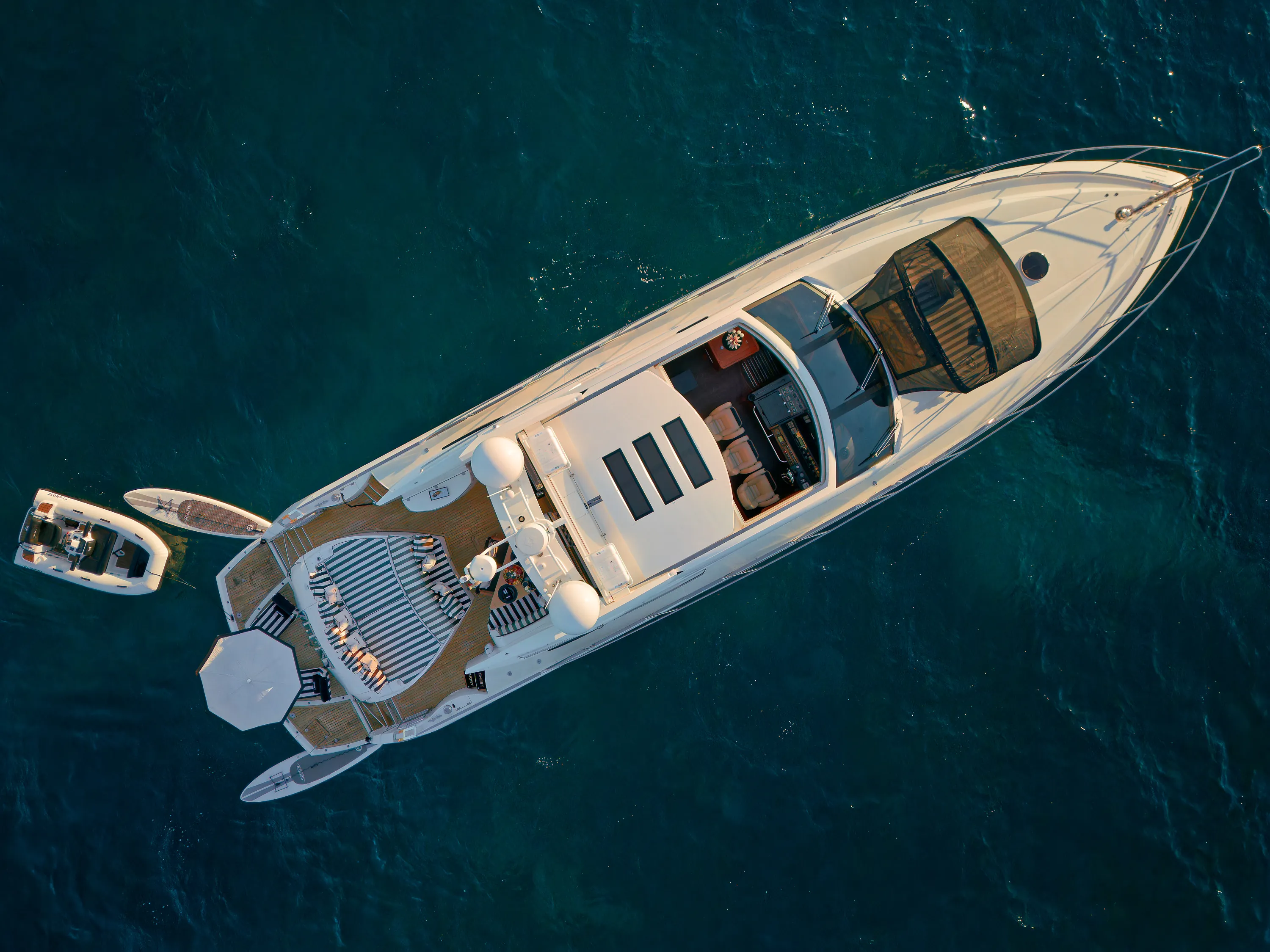 Sunseeker Predator 72 Ghost — yacht photo 43