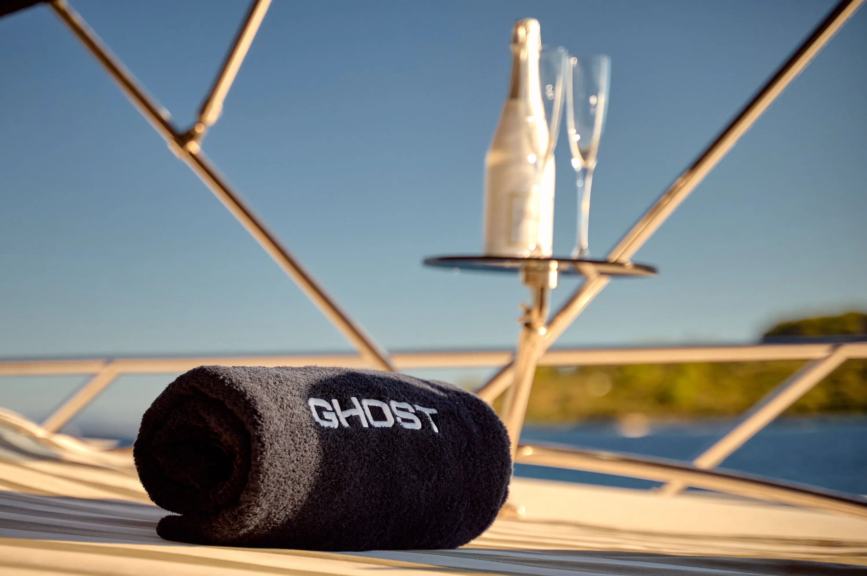 Sunseeker Predator 72 Ghost — yacht photo 26