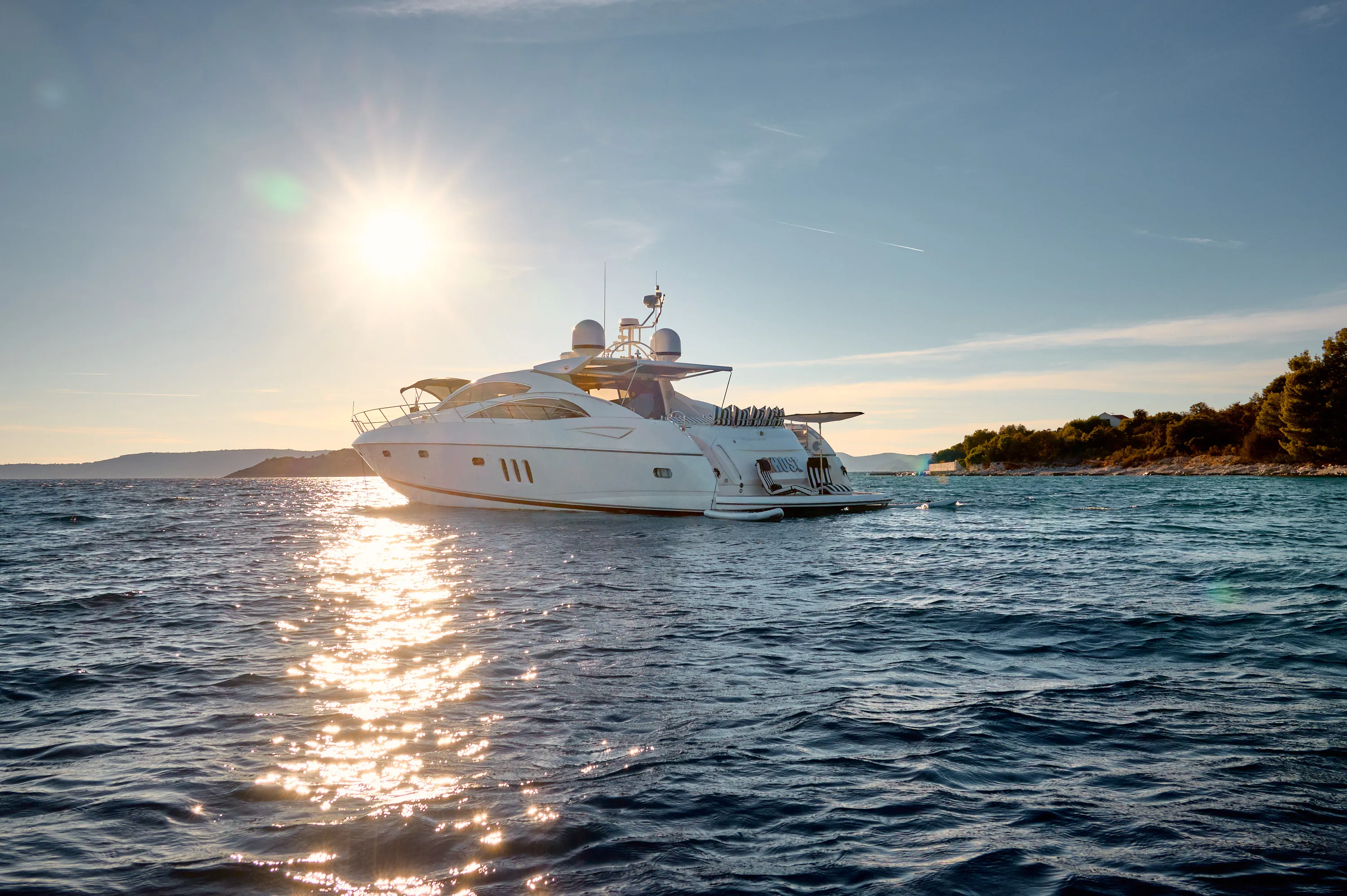 Sunseeker Predator 72 Ghost — yacht photo 53