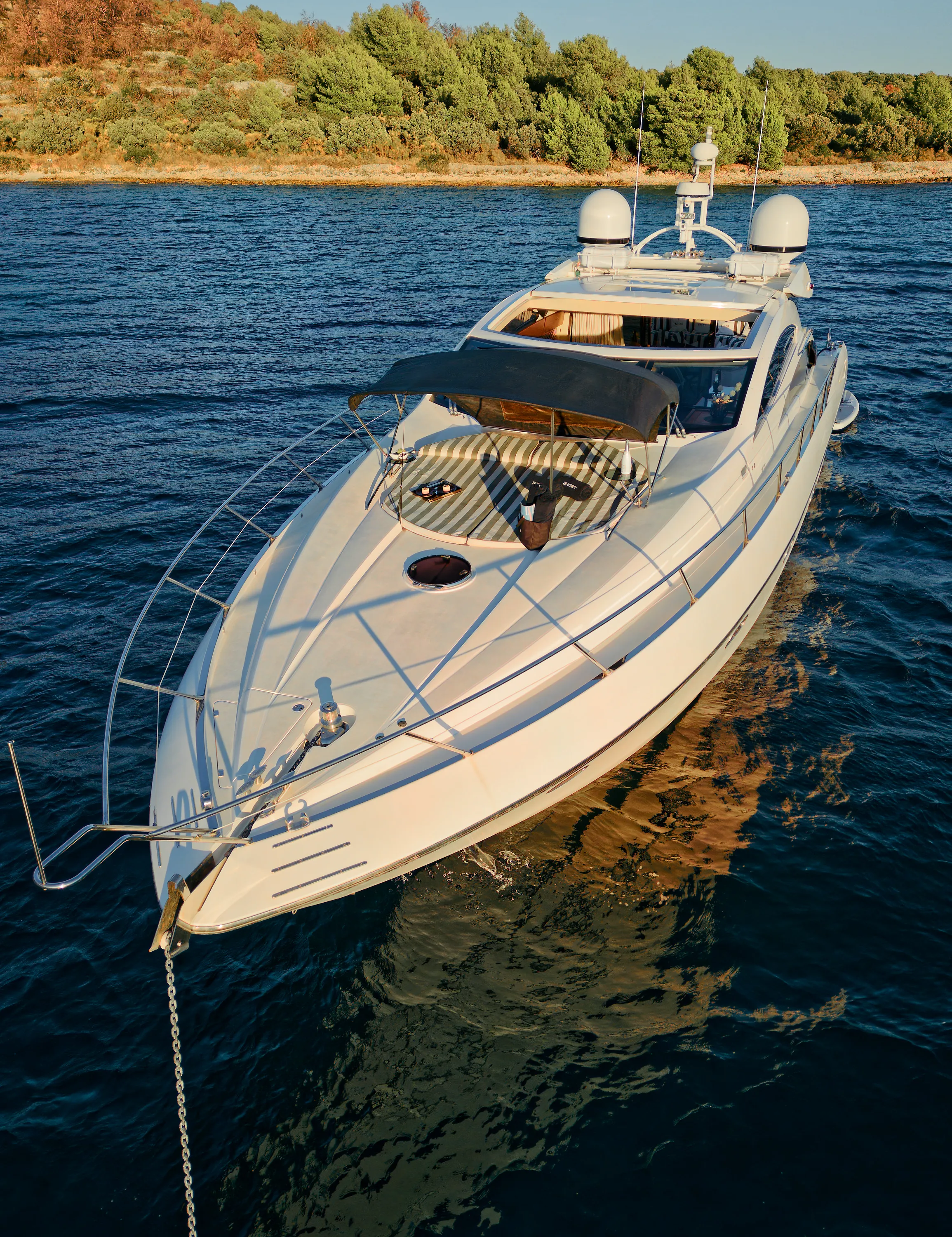 Sunseeker Predator 72 Ghost — yacht photo 67