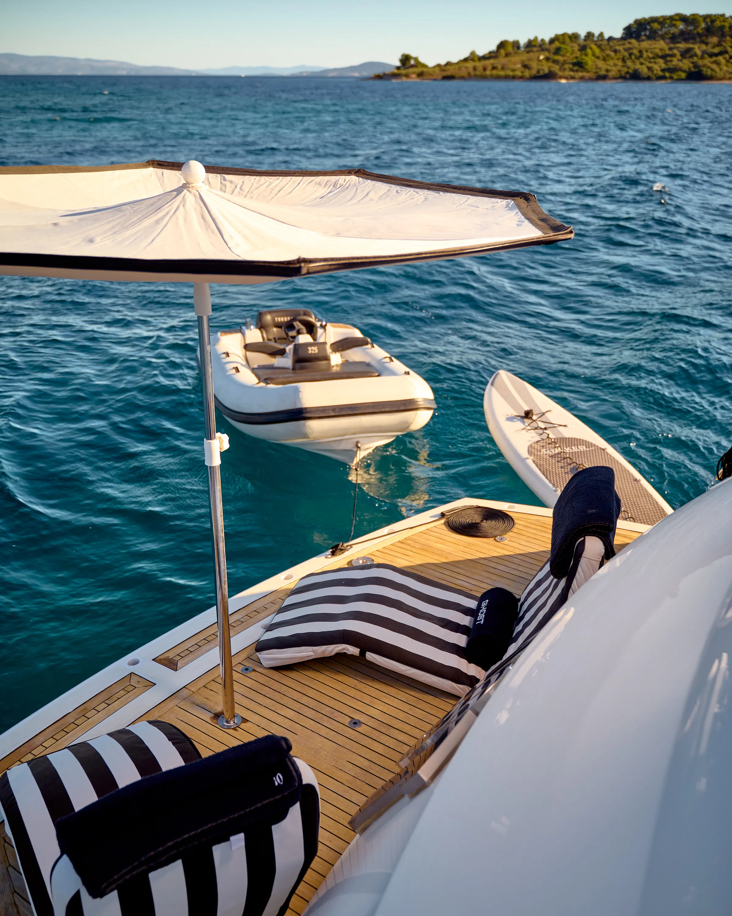 Sunseeker Predator 72 Ghost — yacht photo 9
