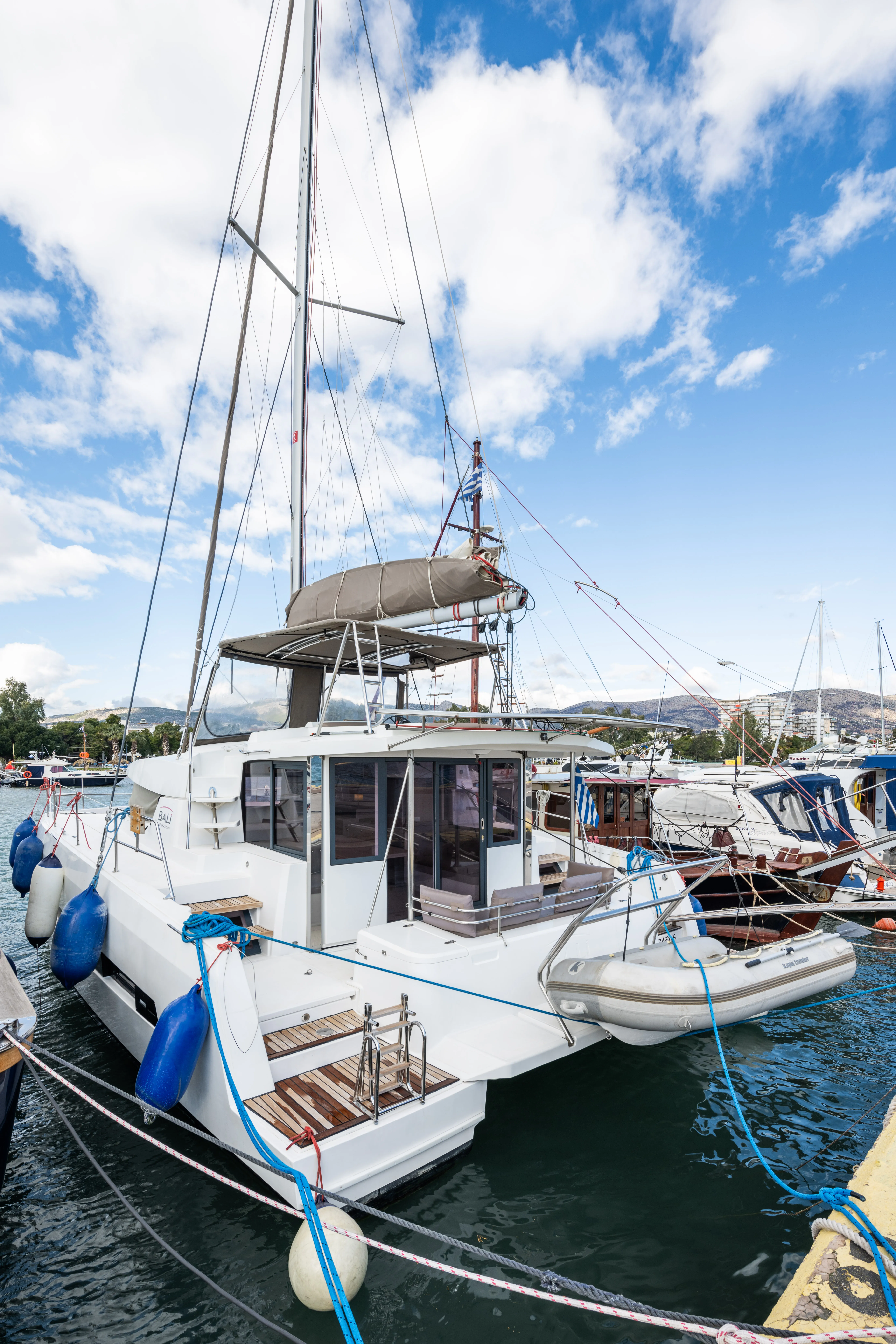 Bali 4.1 Theros — yacht photo 8