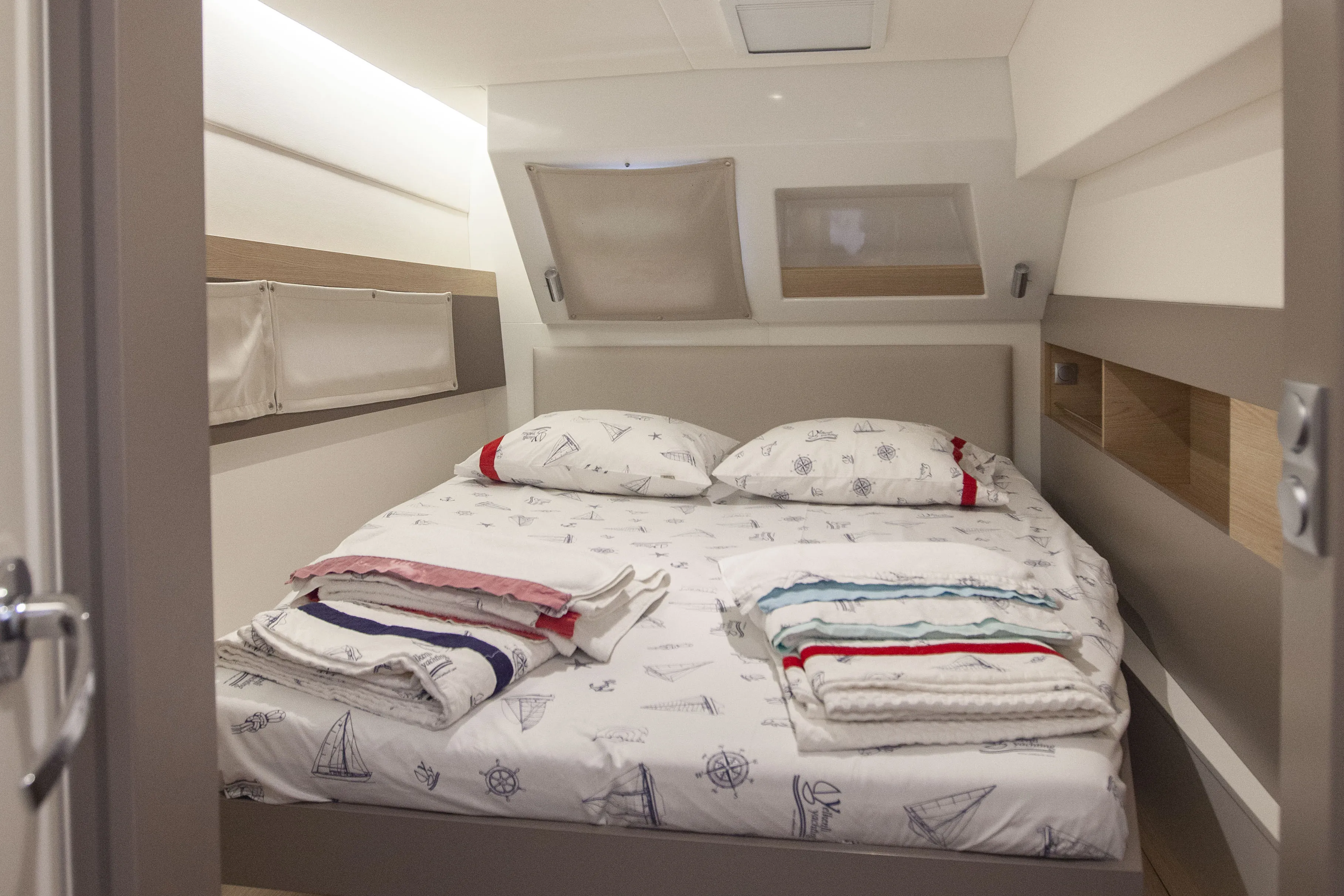 Bali 4.5 LeAndra — yacht photo 2