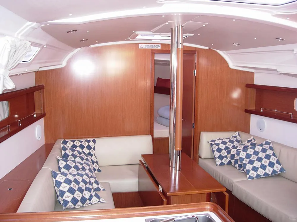 Oceanis 37 Tristaina — foto dello yacht n. 17