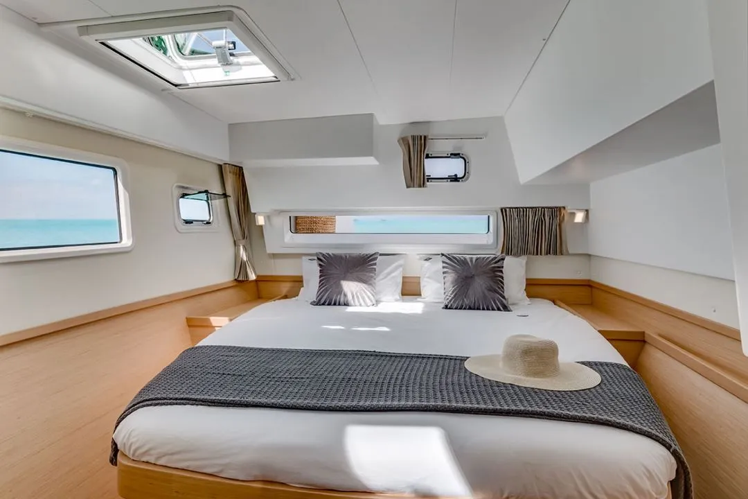Lagoon 42 Cucù — yachtbilde 2
