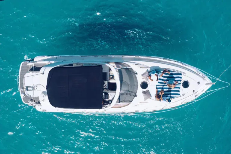 Fairlane Targa 43 Better Late Than Never — yacht photo 4