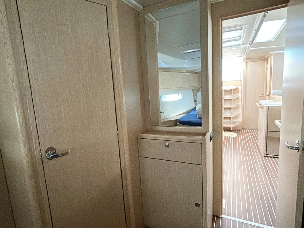 Bavaria C46 TOPAZ — фотография яхты 30
