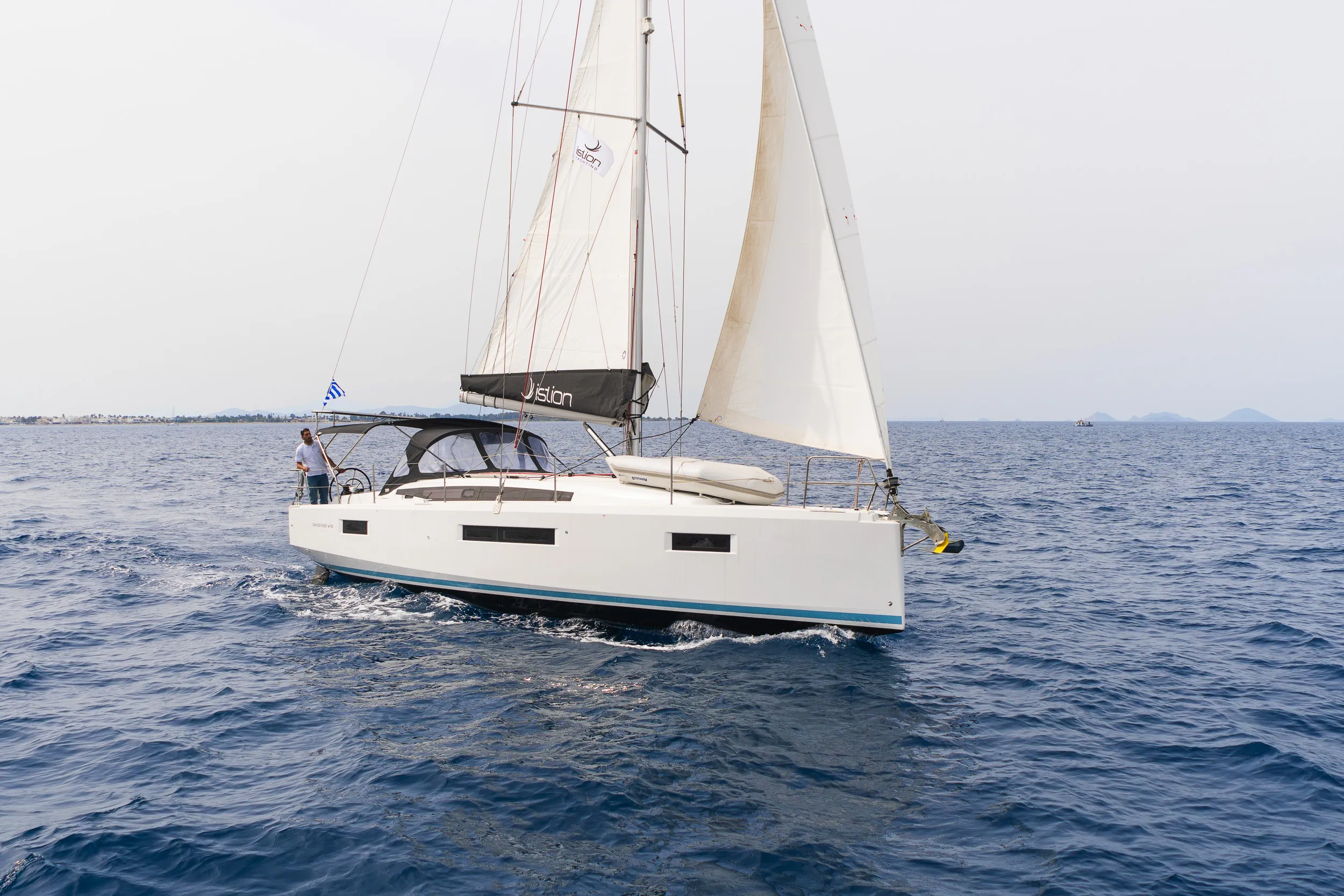 Sun Odyssey 410 Naias — фотография яхты 2