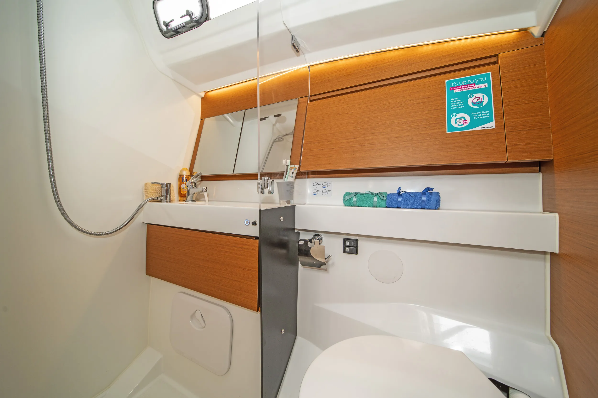 Sun Odyssey 410 Naias — фотография яхты 7