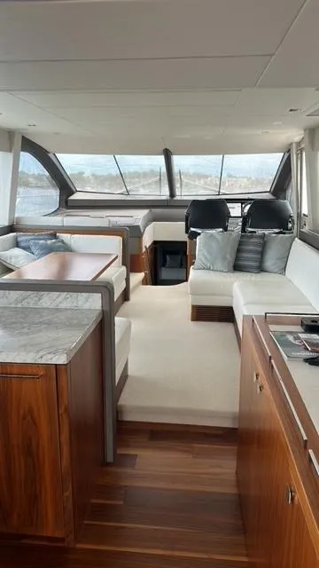 Sunseeker Manhattan 66 Eliot — yacht photo 6