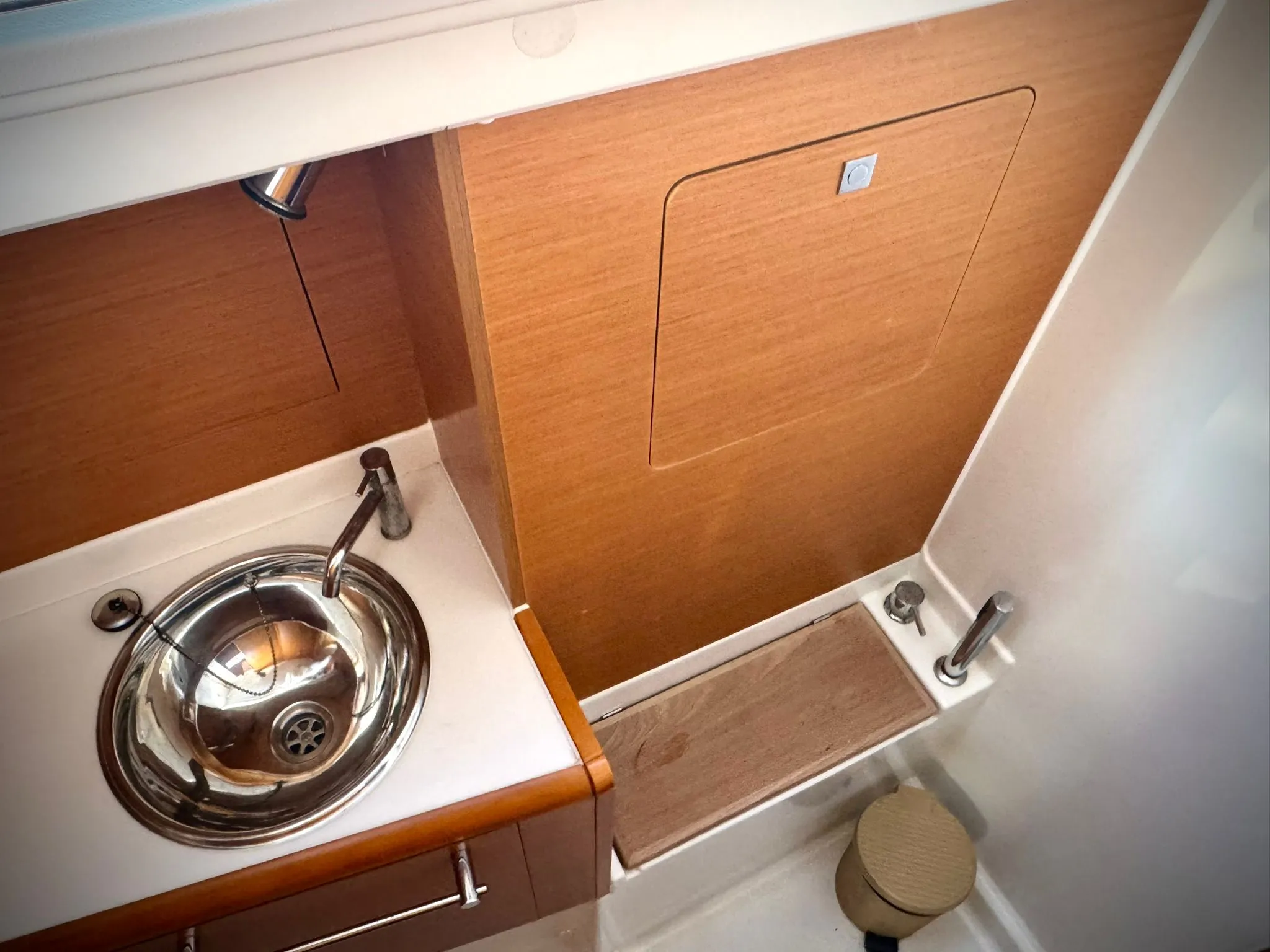 Sun Odyssey 419 Foxy — фотография яхты 12