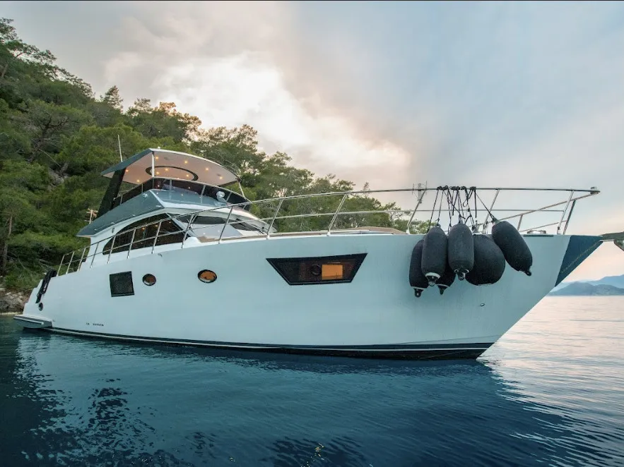 Motoryacht Golden Blue — yacht photo 3