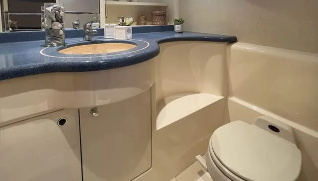 Azimut 58 Azimut — yacht photo 10