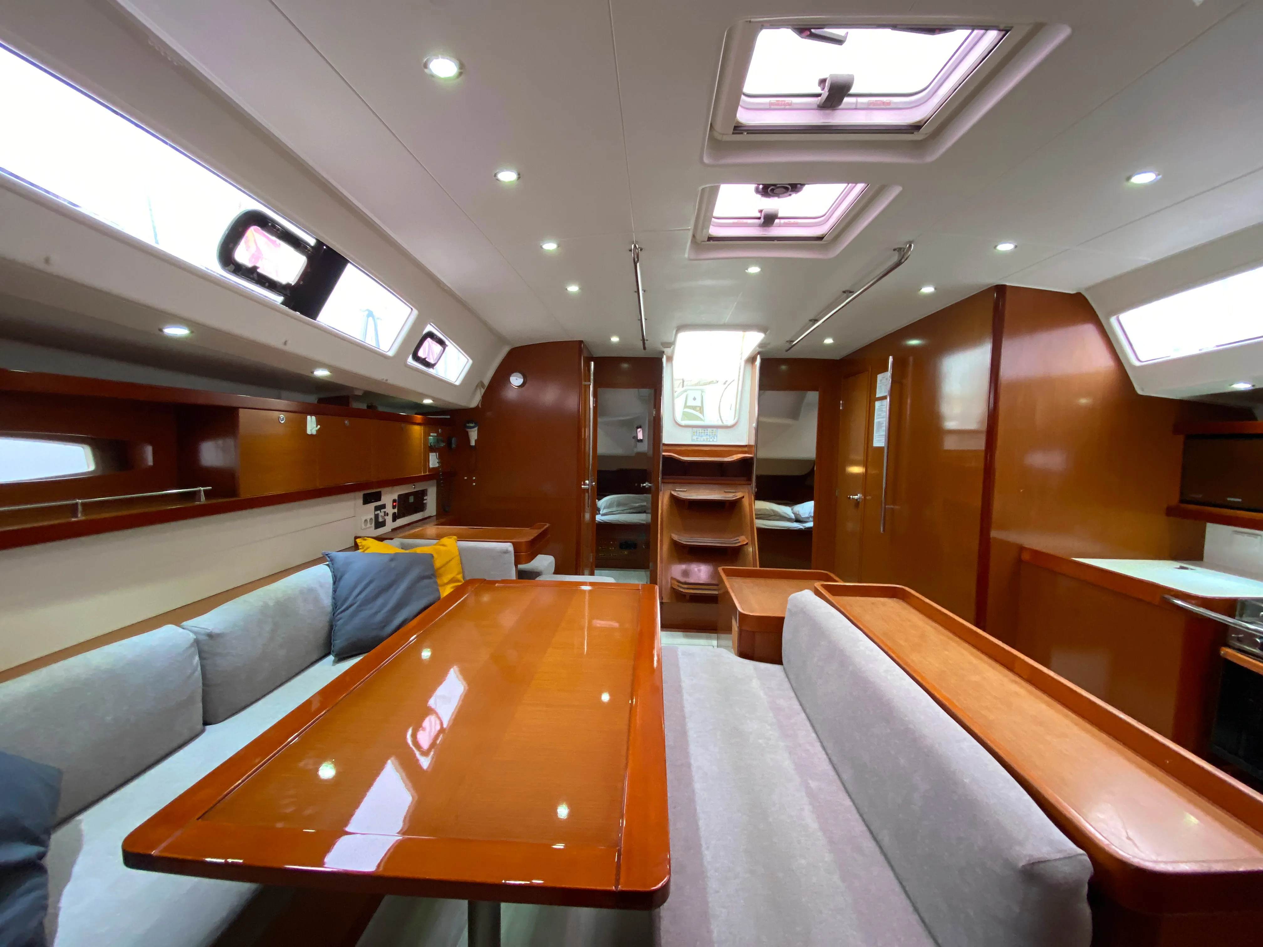 Oceanis 50 Family Valhalla — foto dello yacht n. 4