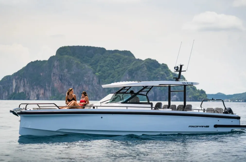 Axopar 37 Sun Top Apollo — yacht photo 11