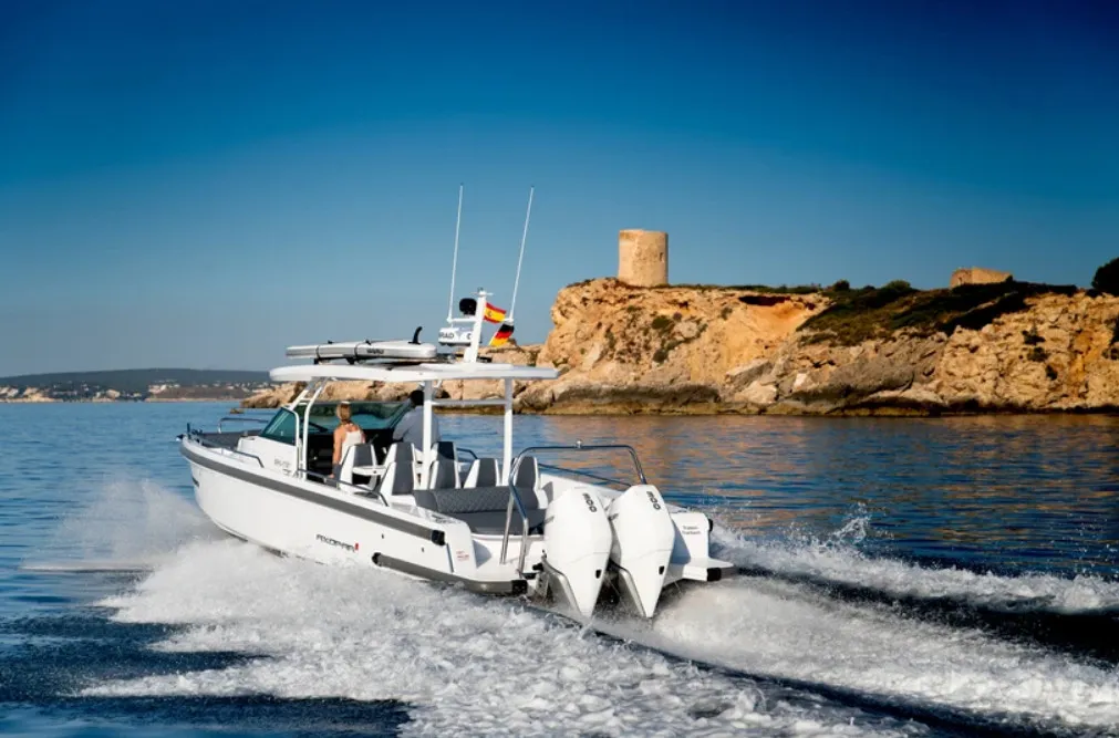 Axopar 37 Sun Top Apollo — yacht photo 6
