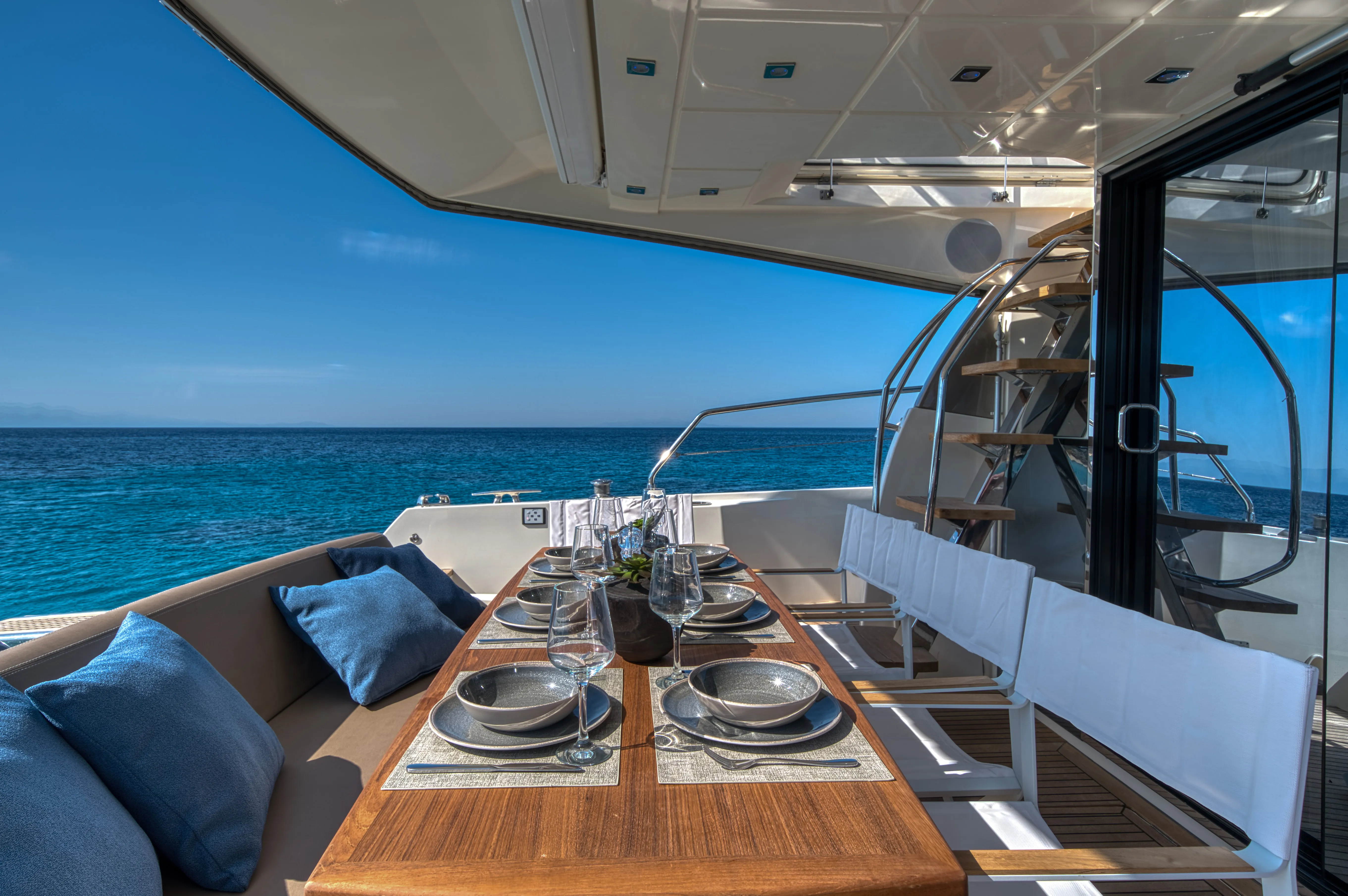 Prestige 550 Fly Maya — jahtikuva 15