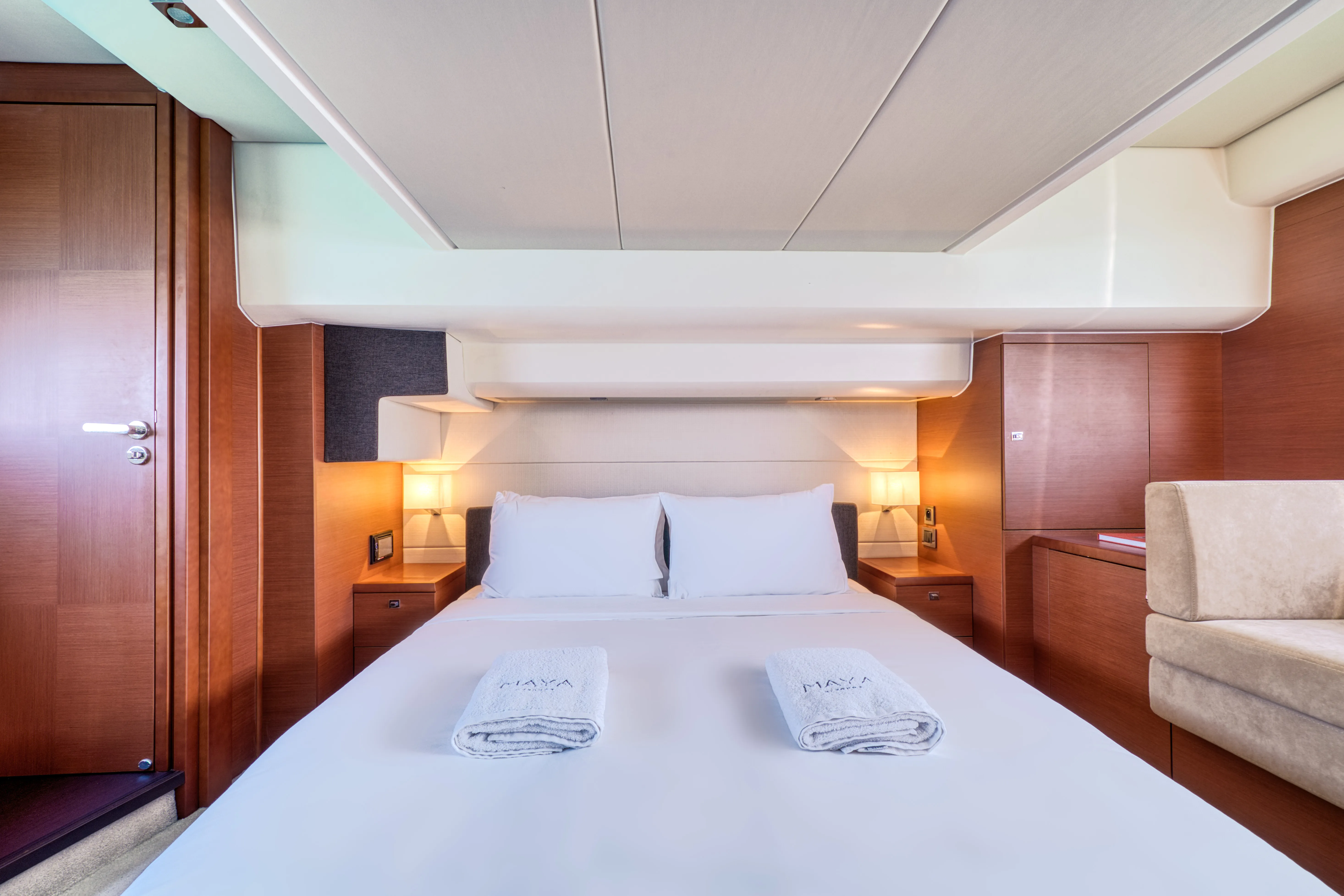 Prestige 550 Fly Maya — jahtikuva 4