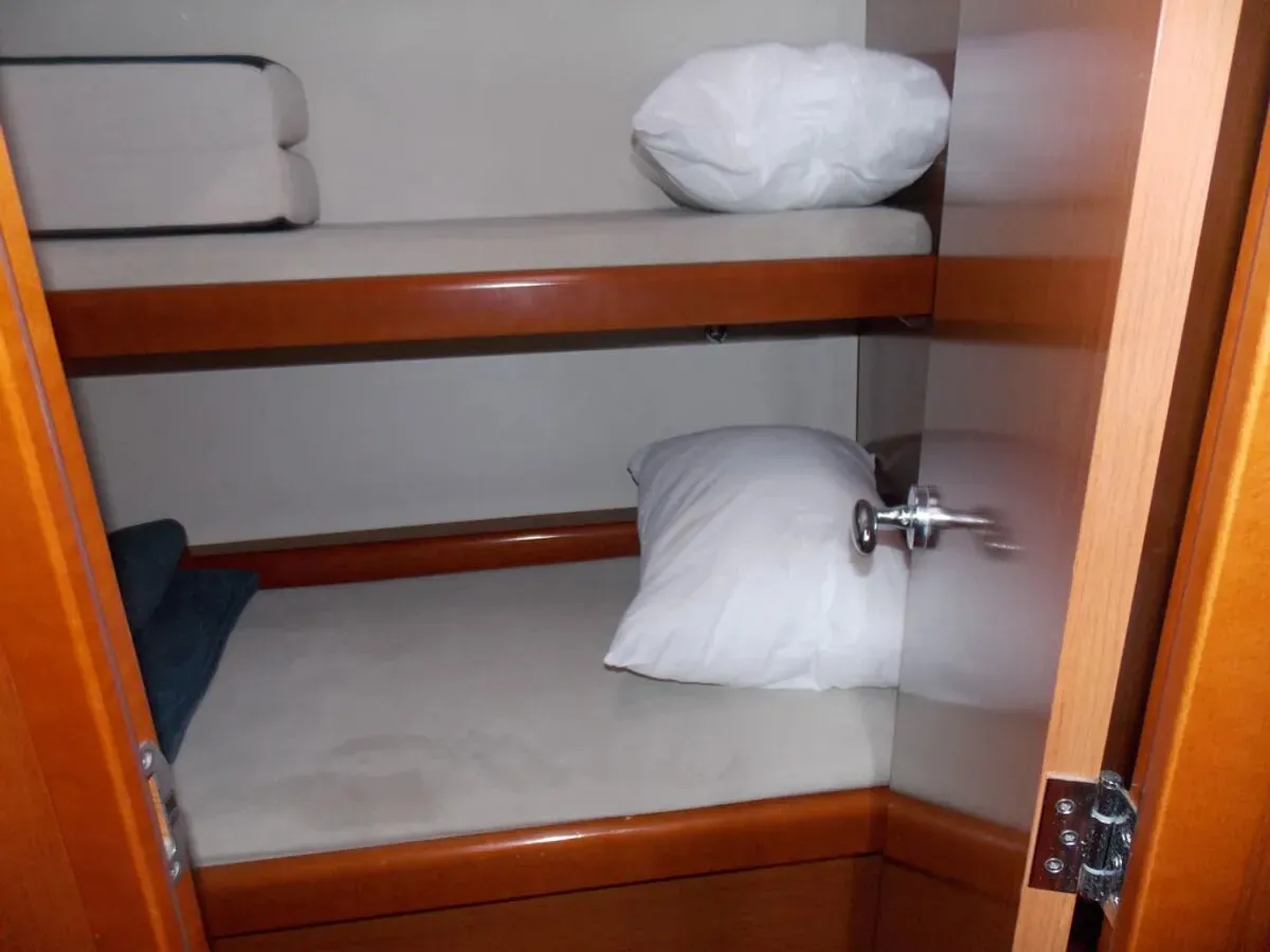 Oceanis 46 Fani — yacht photo 9