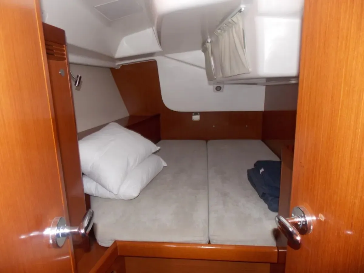 Oceanis 46 Fani — yacht photo 11
