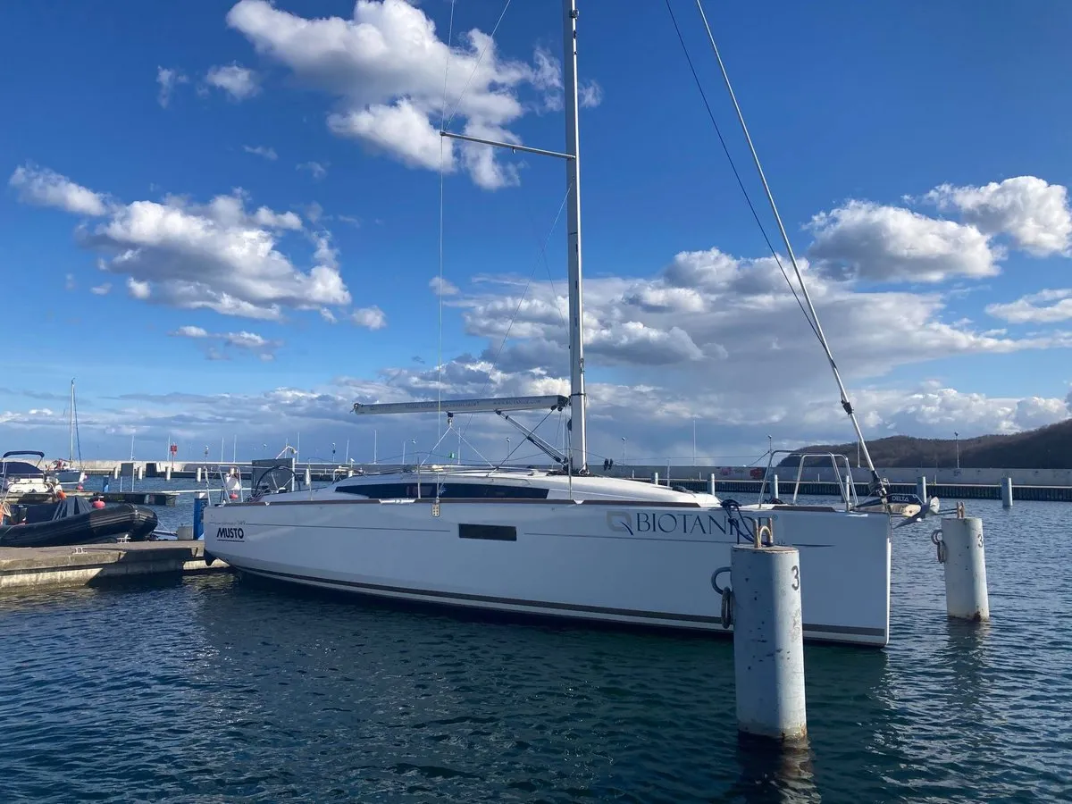 Sun Odyssey 349 H3L — foto dello yacht n. 10