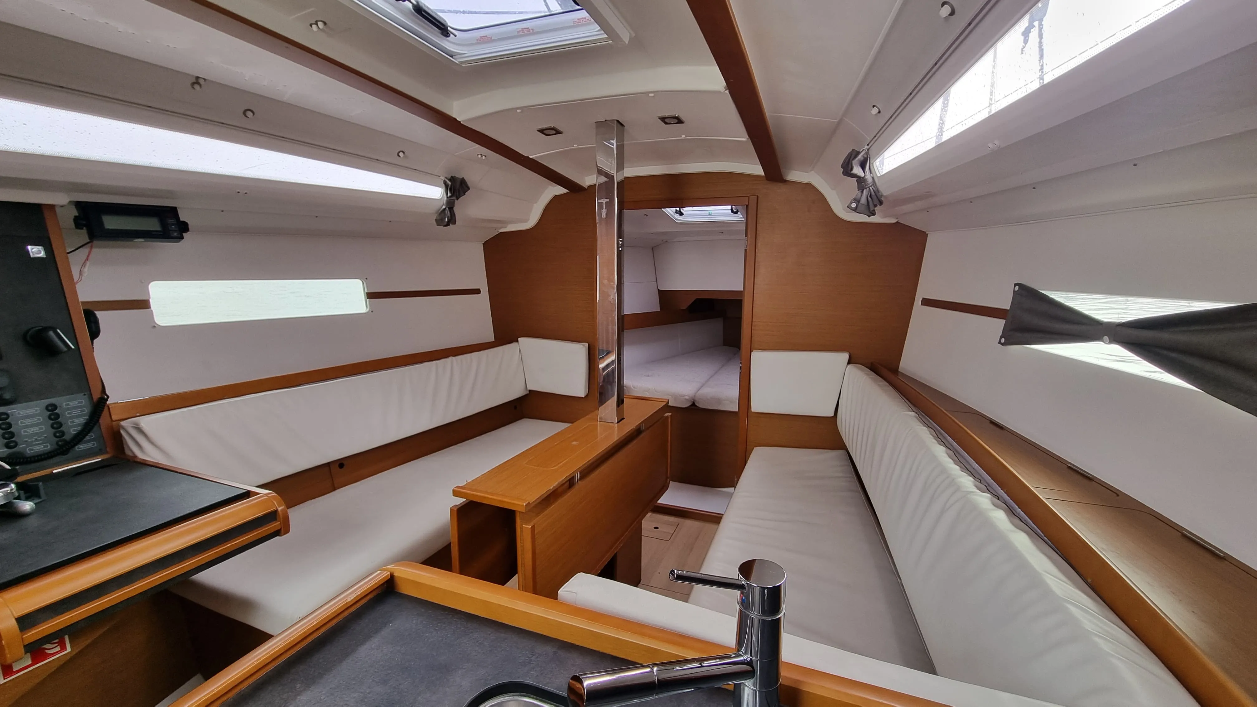 Sun Odyssey 349 H3L — foto dello yacht n. 5